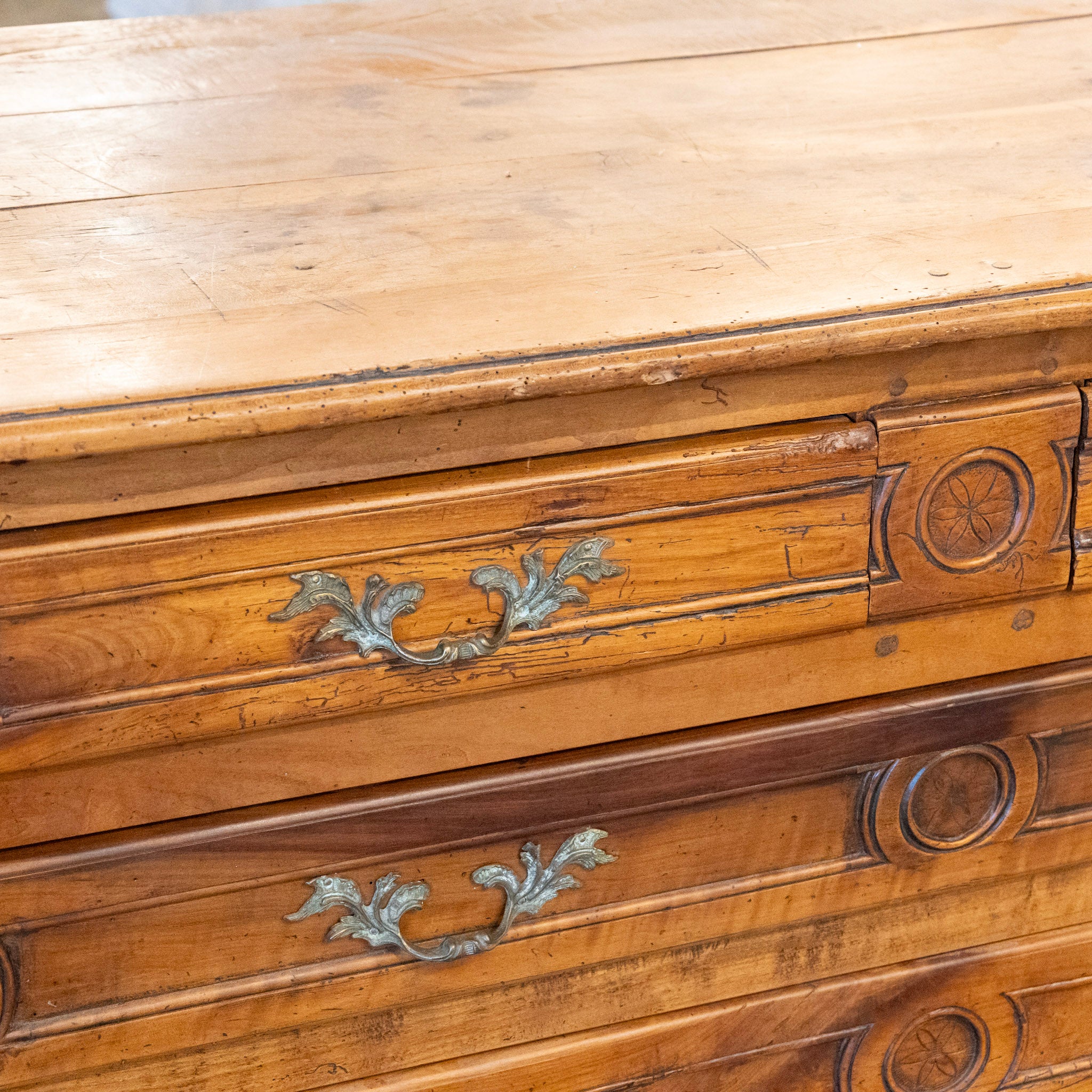 18th Century Carved Wood Chest - Cabriole Legs & Ornate Pulls - Image 8