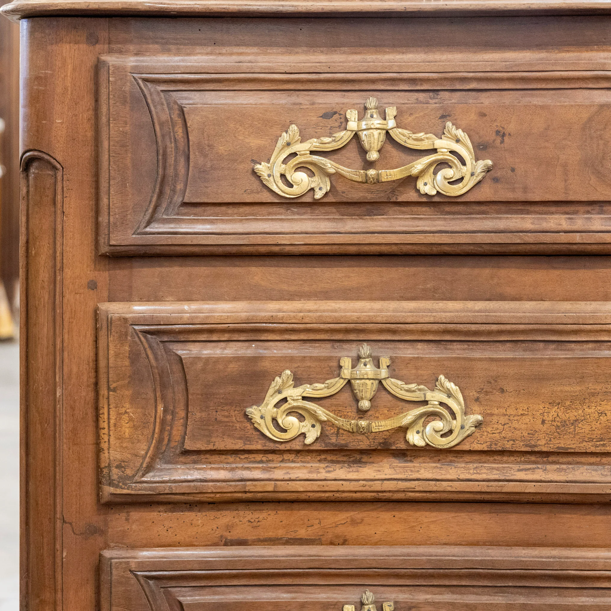 18th Century French Louis XV Chest – Brass Ormolu Mounts - Image 8