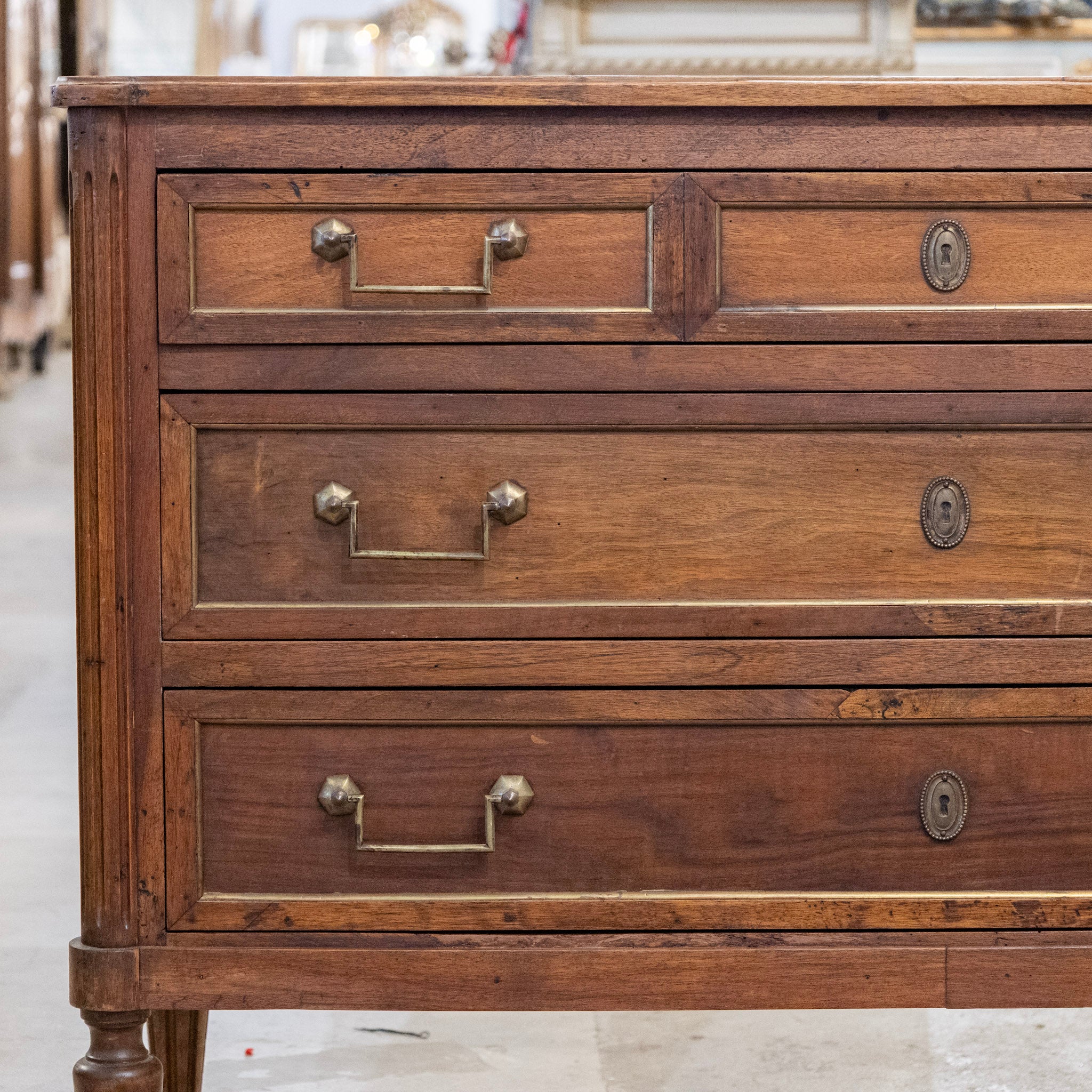 18th Century Louis XVI Wood Chest – Brass Trim & Square Pulls - Image 4