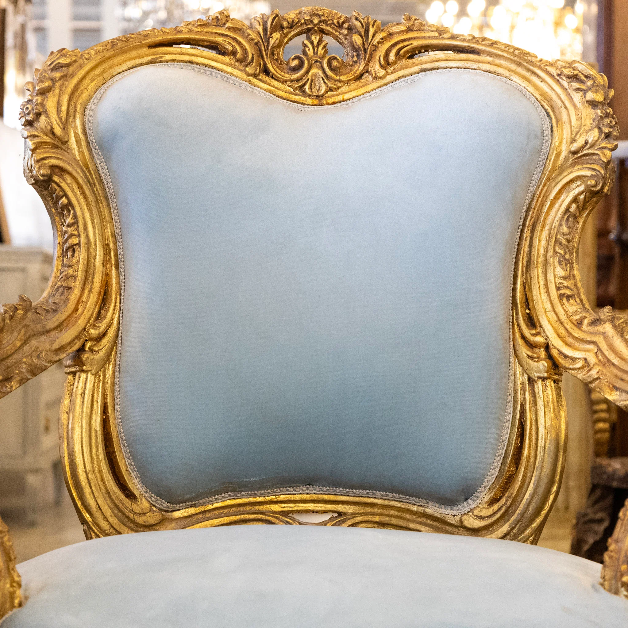 Pair of Louis XV Armchair in Blue – Gilded Frame & Carved Details - Image 5
