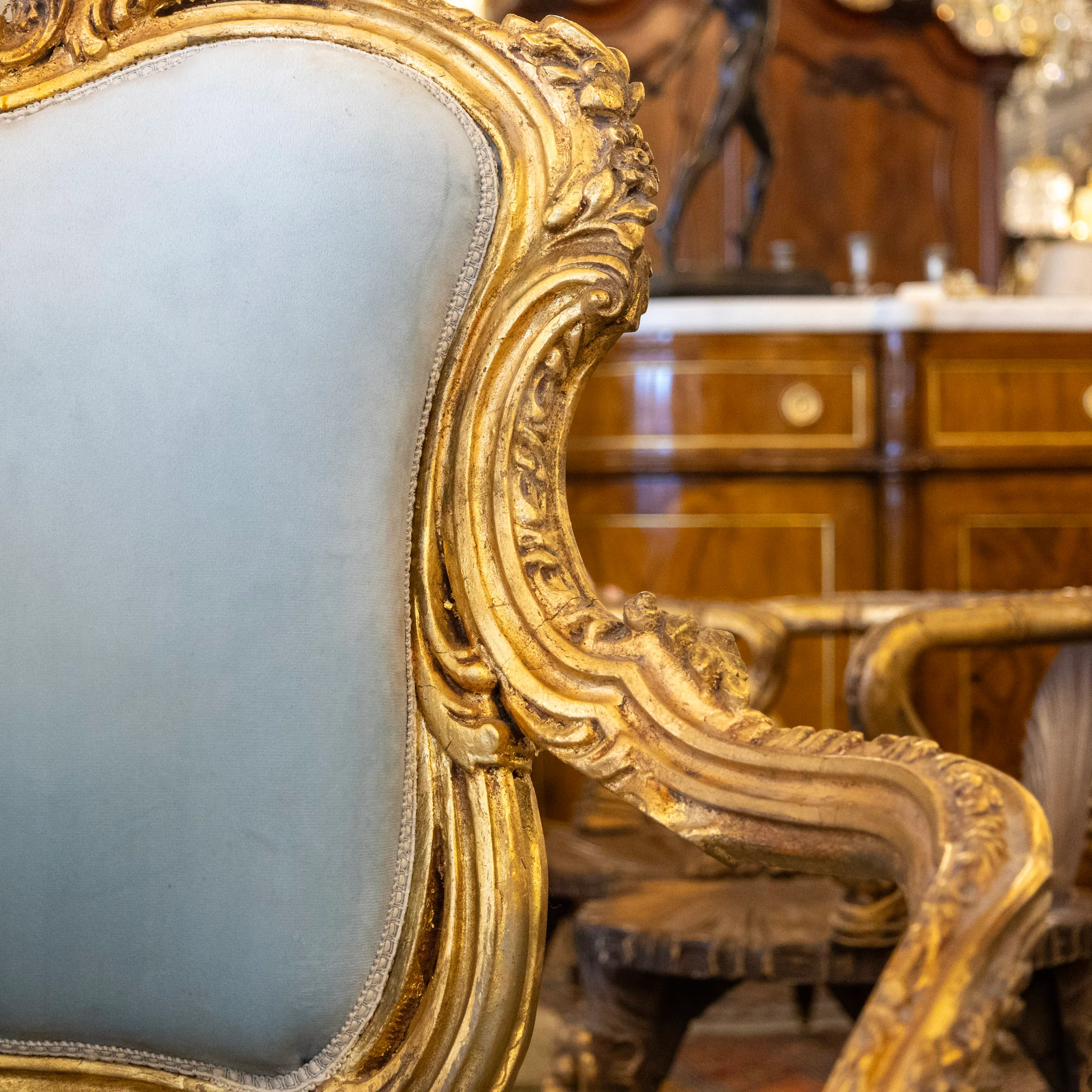 Pair of Louis XV Armchair in Blue – Gilded Frame & Carved Details - Image 6