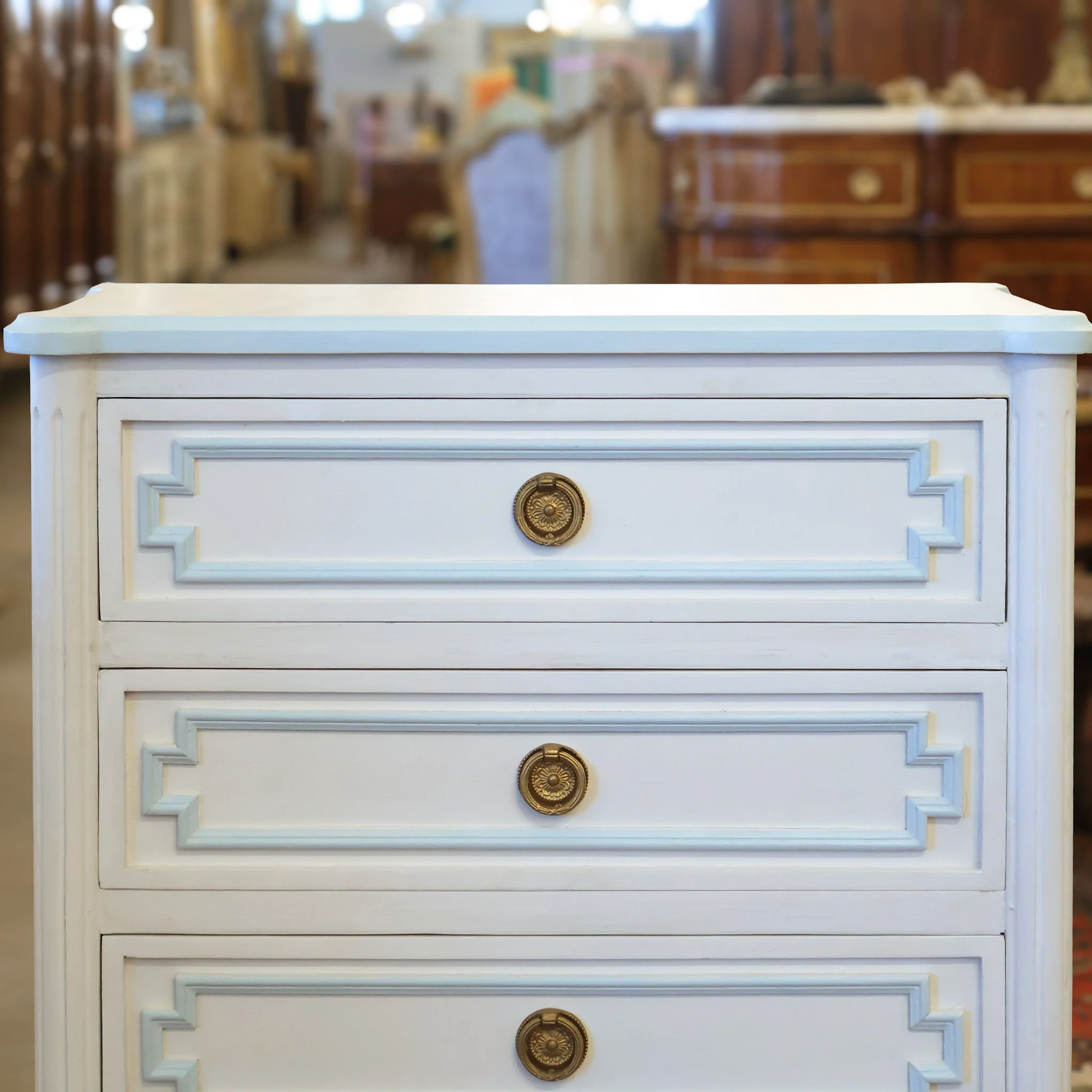 Swedish 3-Drawer Nightstand – Blue Flower Detailing & Ballerina Legs - Image 4