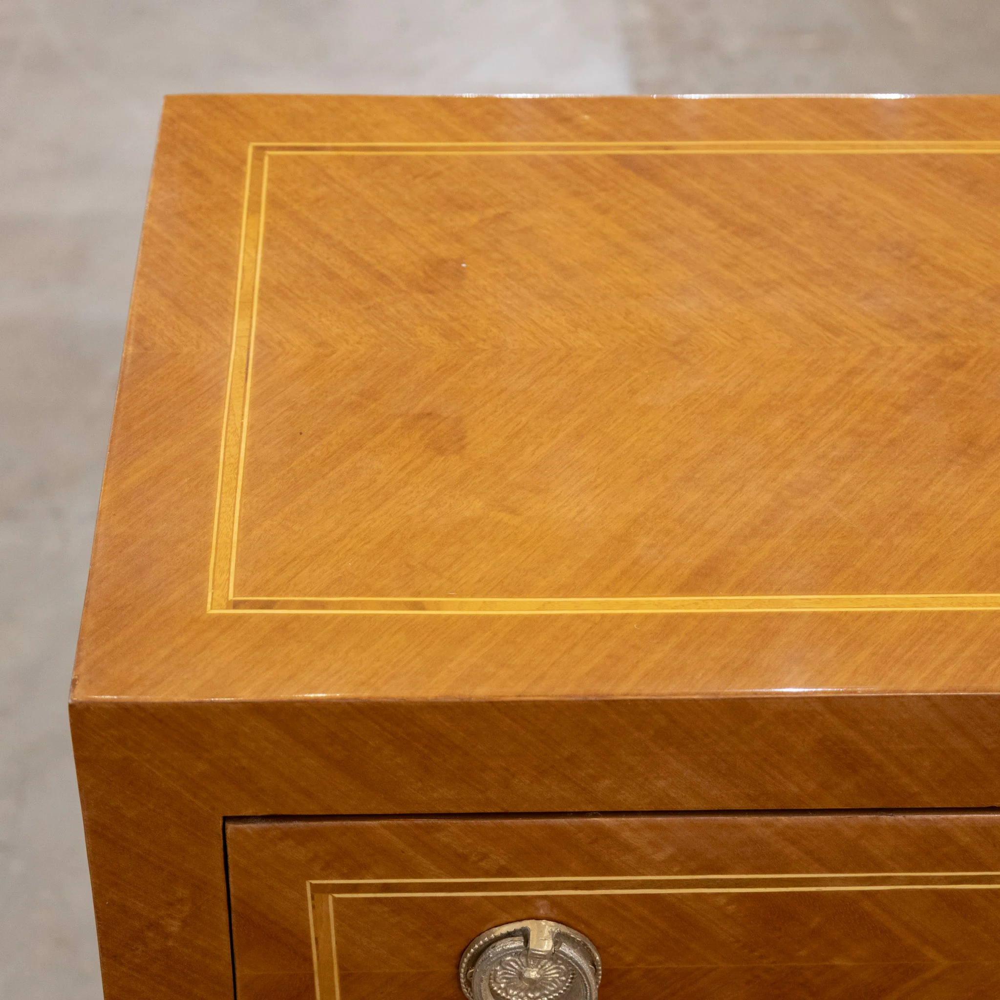Art Deco Burl Wood 2-Drawer Chest – Inlaid Panels & Brass Pulls - Image 9