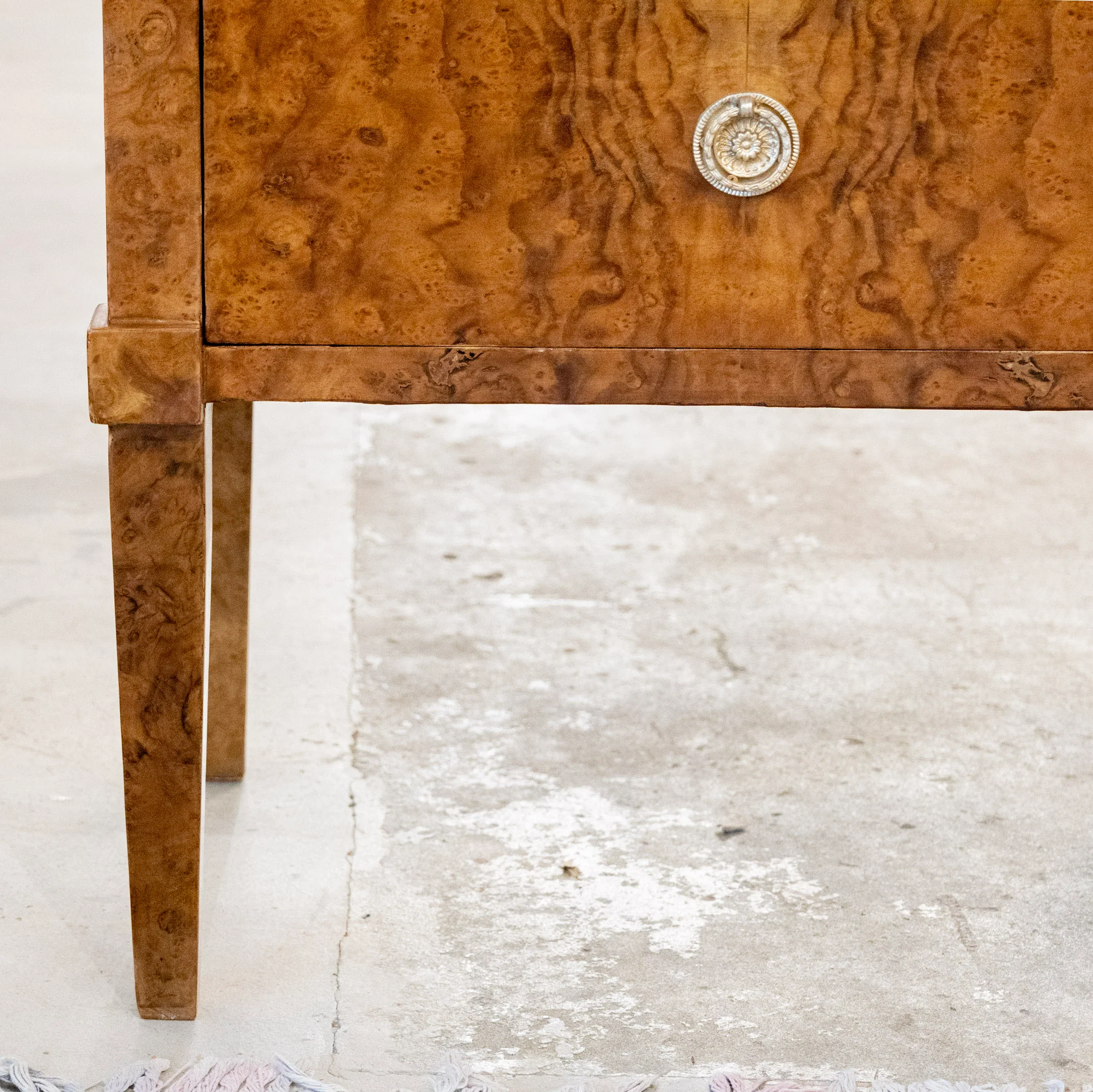 Art Deco Burl Wood Nightstand – Brass Pulls - Image 8