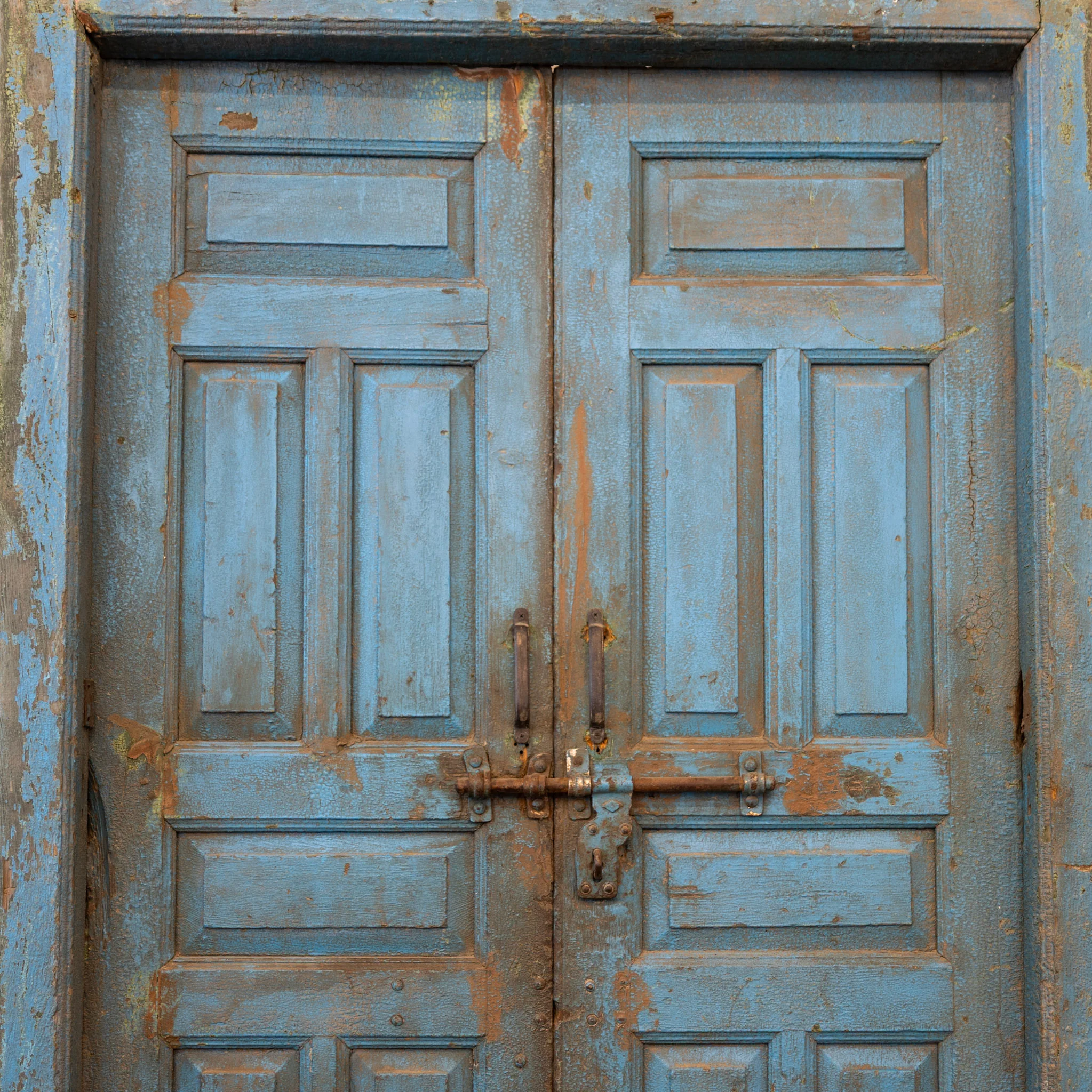 Blue Painted Double Doors – Distressed Finish with Stained Glass Transom - Image 4