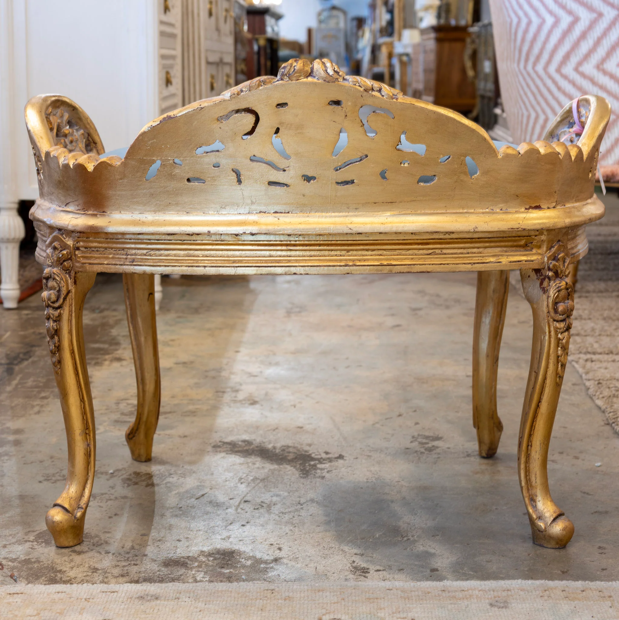 Louis XV Gilded Bench – Hand-Carved Floral Details & Baby Blue Velvet Upholstery - Image 5