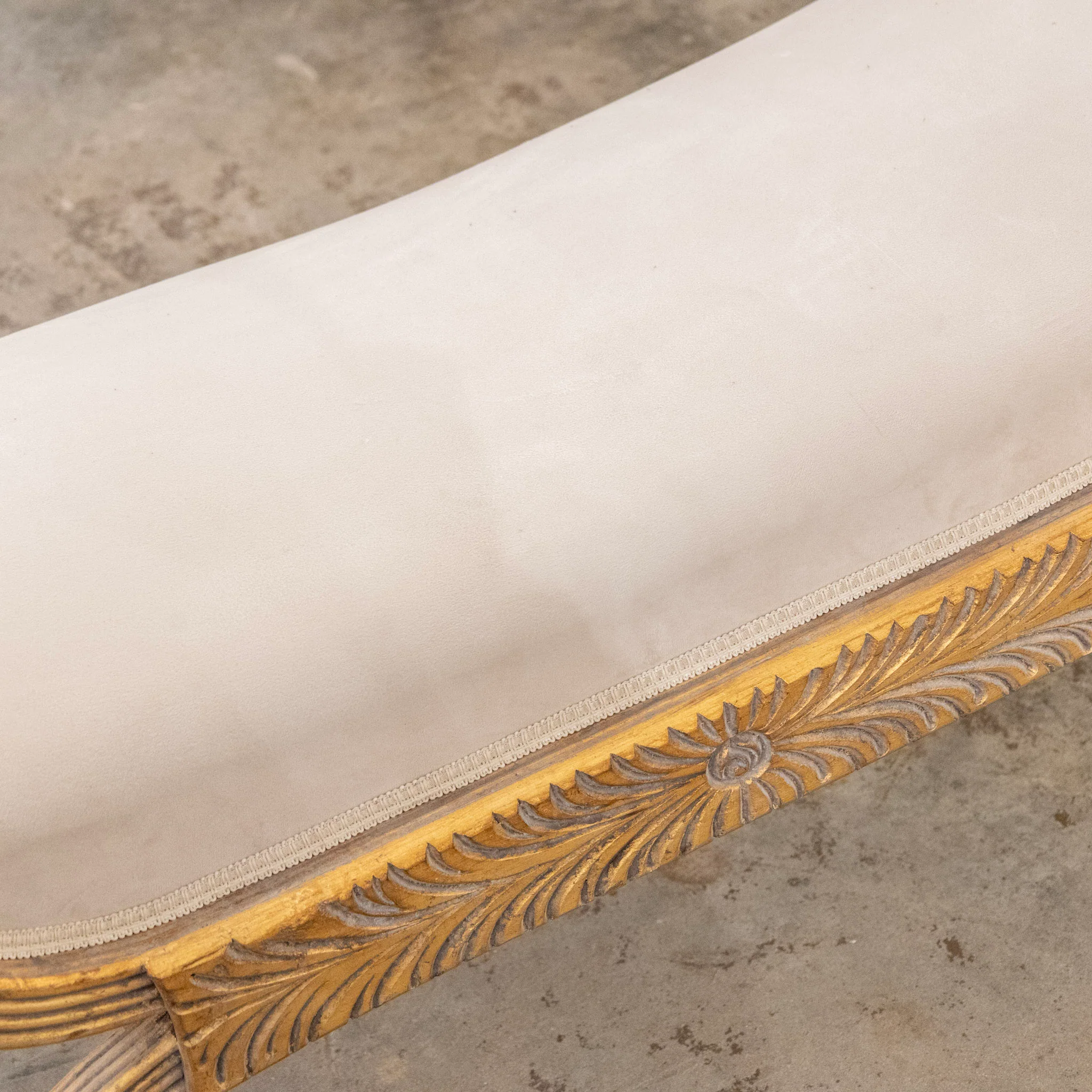 Boudoir Bench – Gilded Carvings & White Velvet Upholstery - Image 5