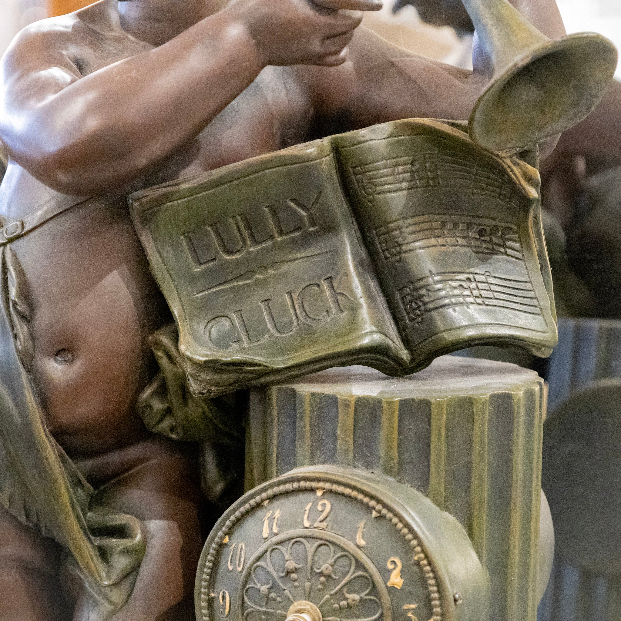 French Bronze Cherub Mantel Clock – Fluted Column & Musical Motif - Image 8