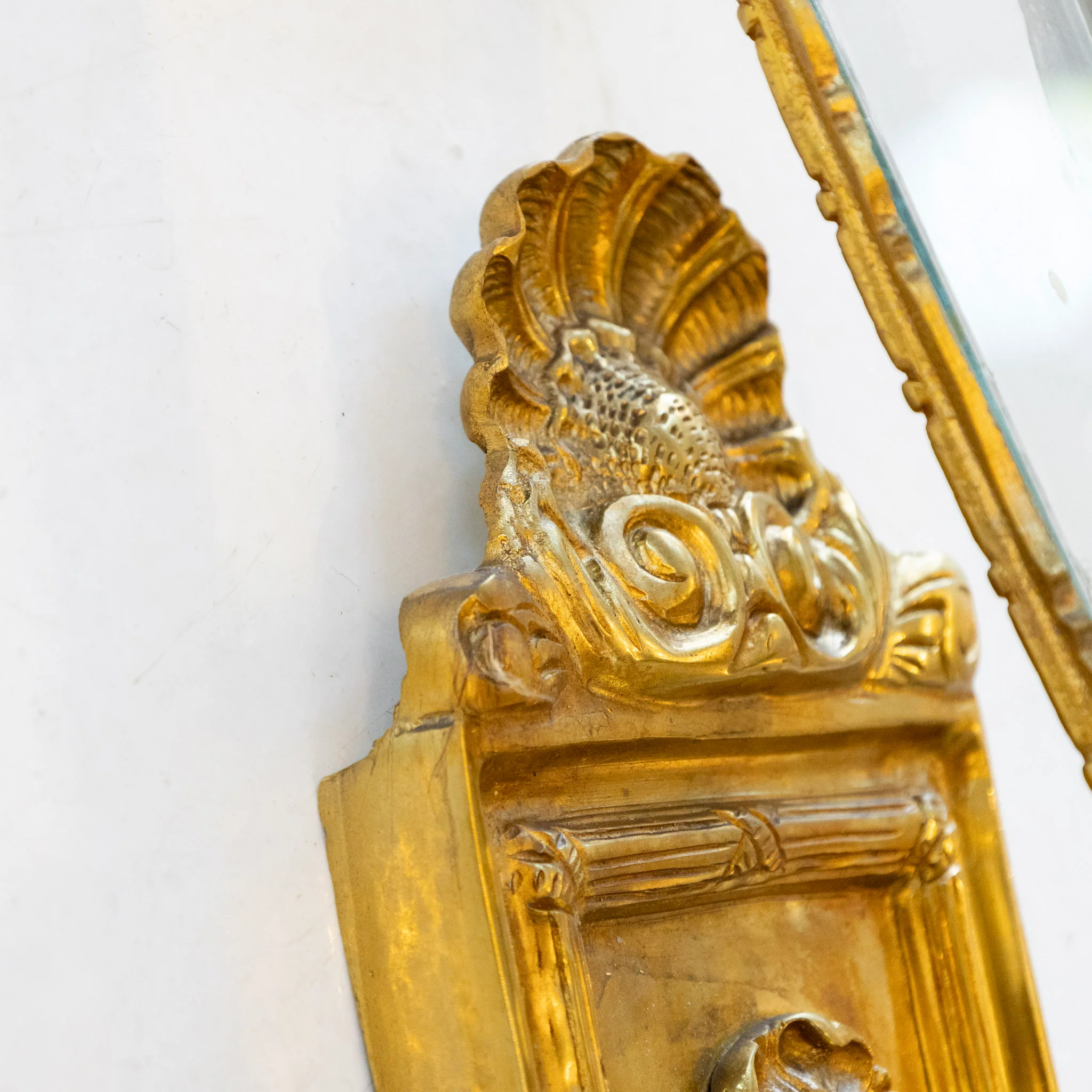 French Brass Lantern Wall Sconce – Ornate Frame & Shell Motifs - Image 7