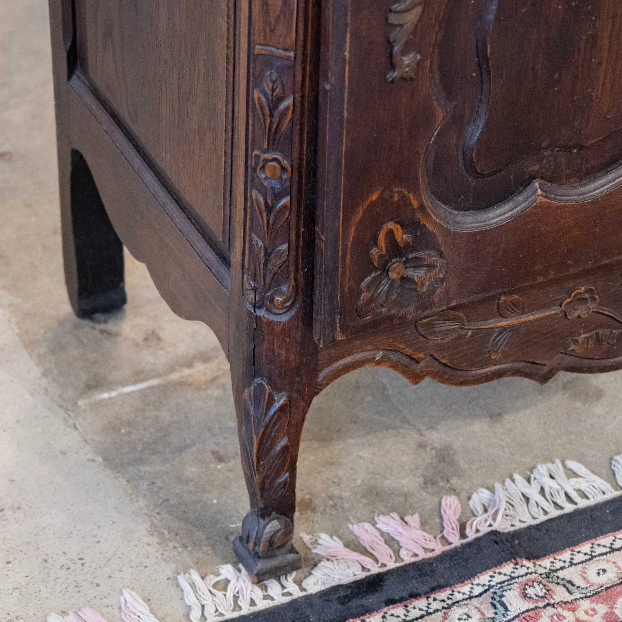 French Country Dark Wood Cabinet - Carved Shelves & Yellow Velvet Original Fabric - Image 13
