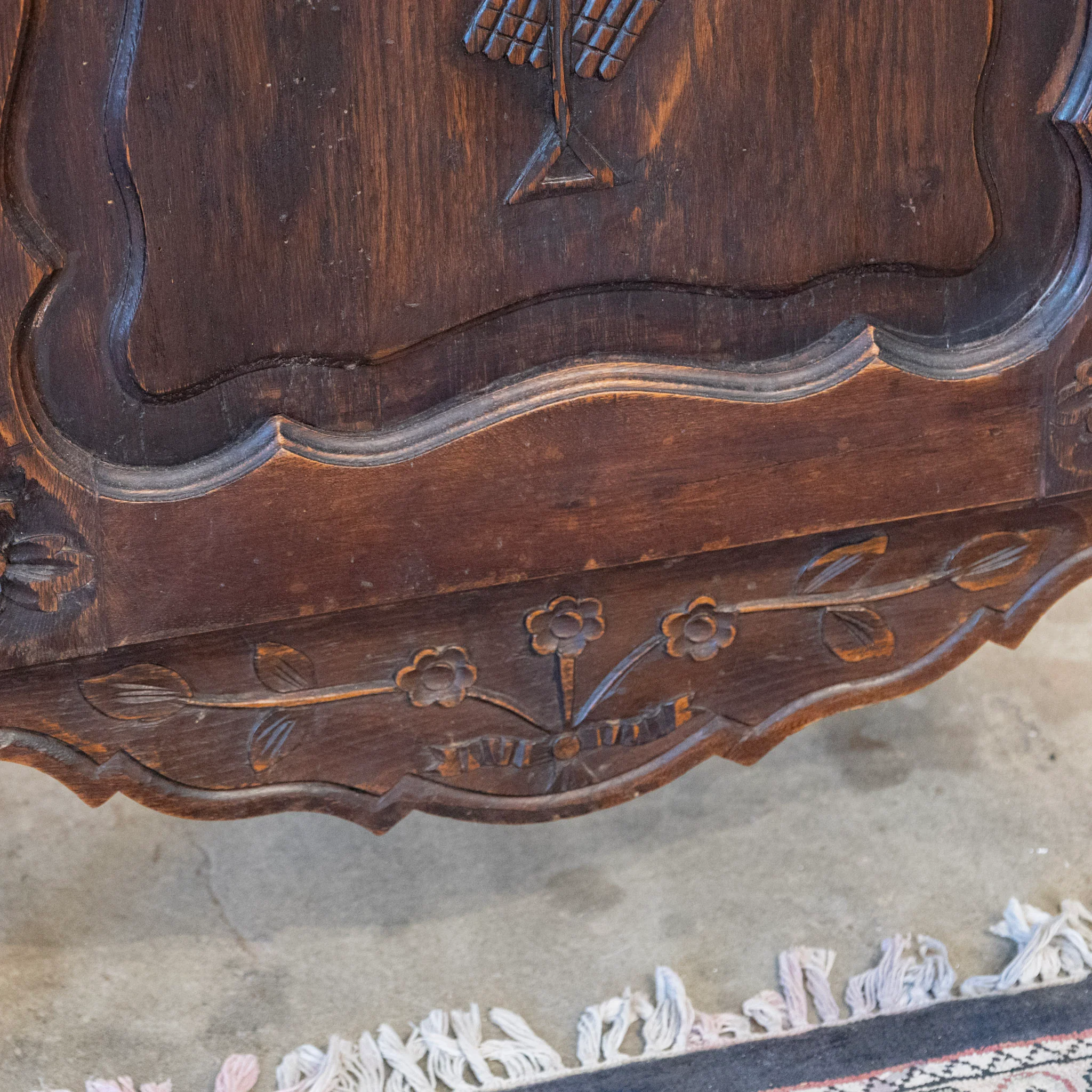 French Country Dark Wood Cabinet - Carved Shelves & Yellow Velvet Original Fabric - Image 14