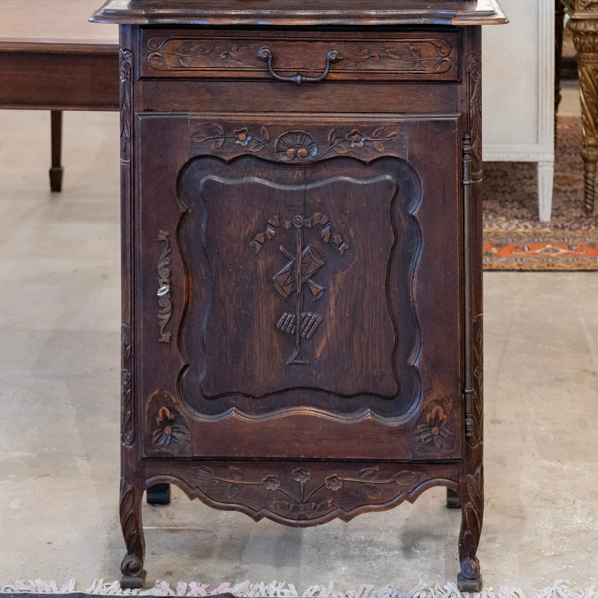French Country Dark Wood Cabinet - Carved Shelves & Yellow Velvet Original Fabric - Image 5