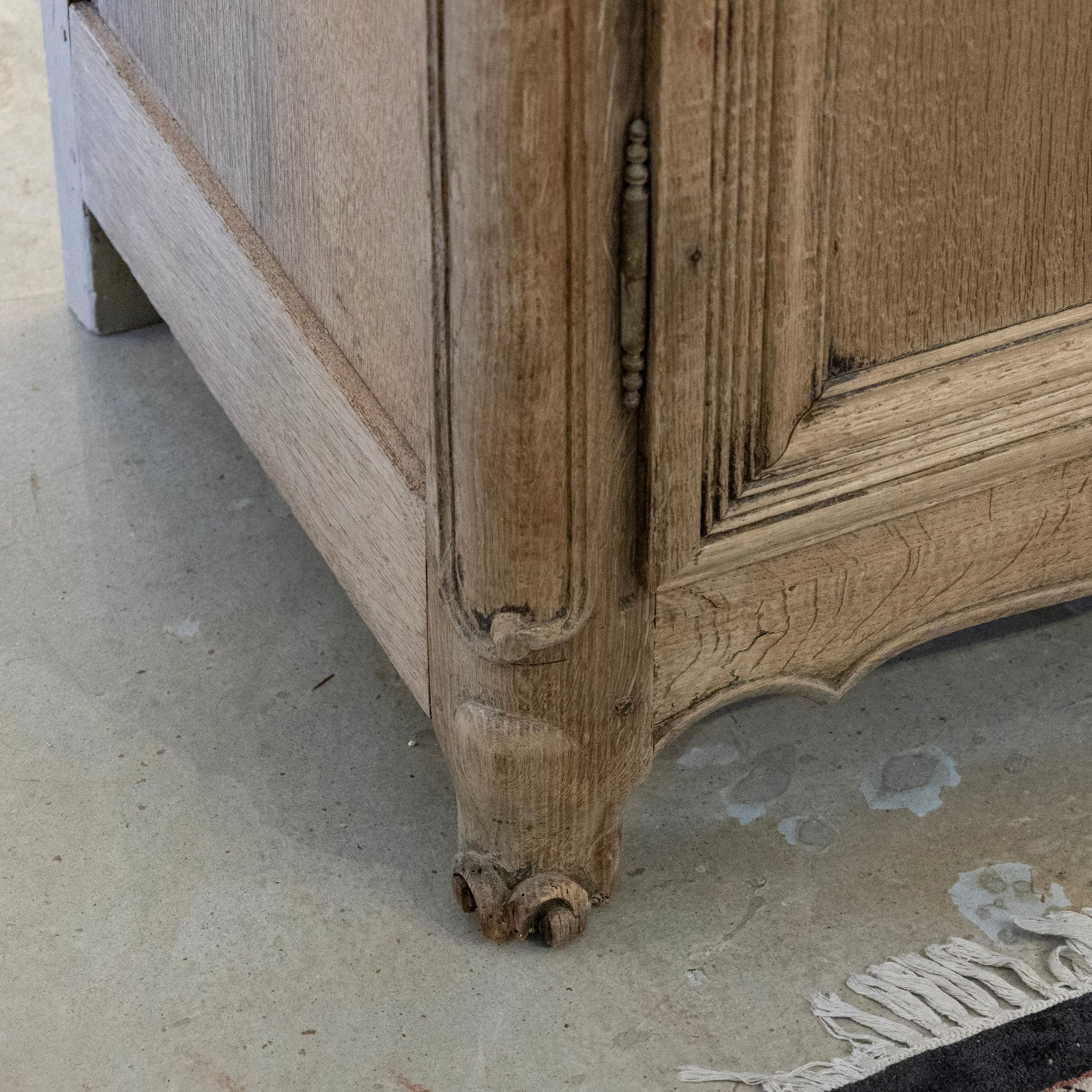 French Country Light Wood Sideboard – Carved & Reeded Trim - Image 12