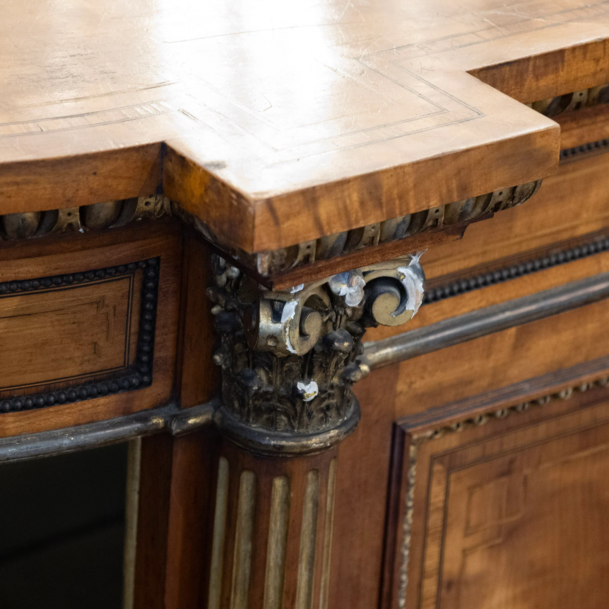 French Empire Demilune Sideboard – Neoclassical Medallions & Curved Mirror Shelves - Image 18