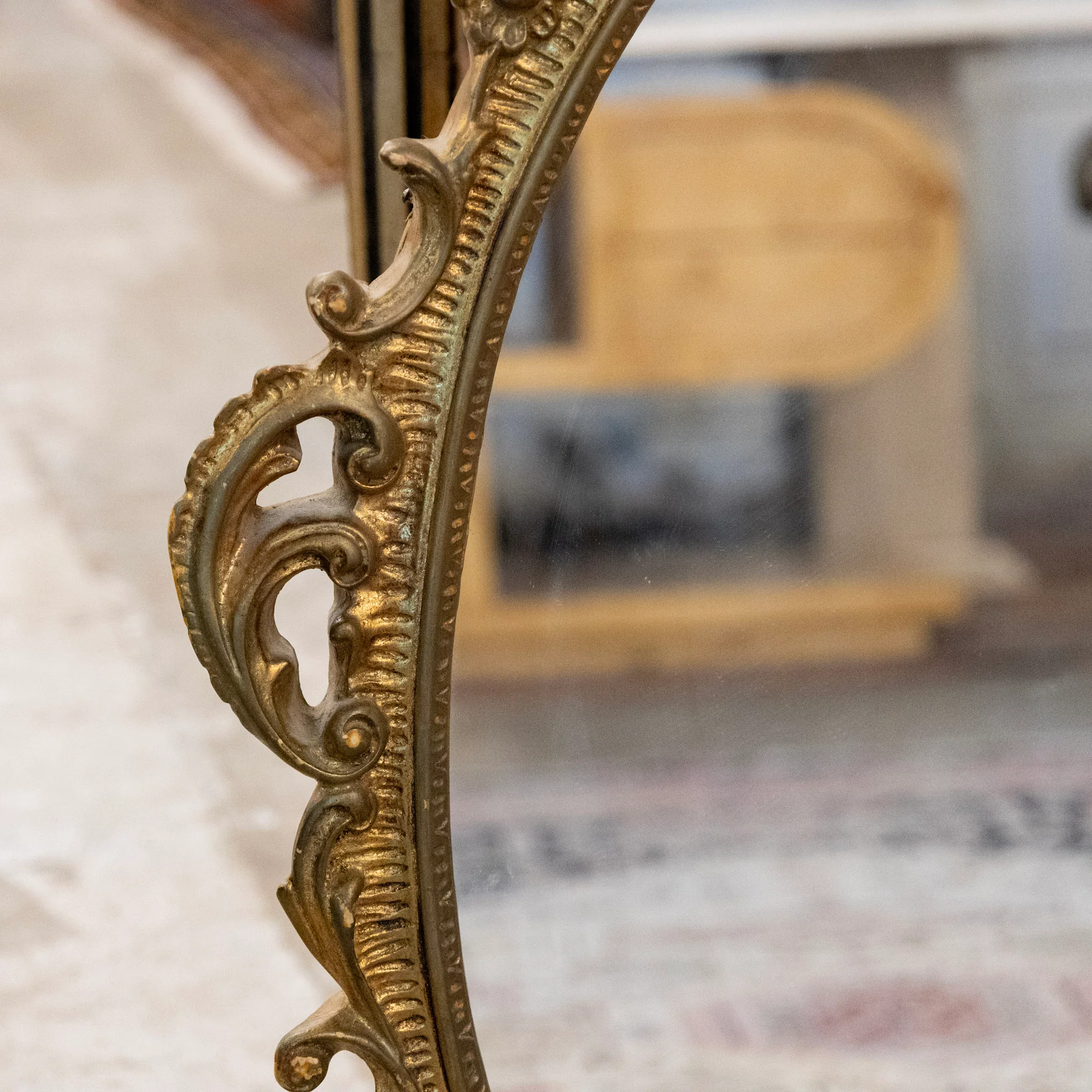 French Gilded Oval Mirror – Fluted Frame with Scroll Carvings - Image 5