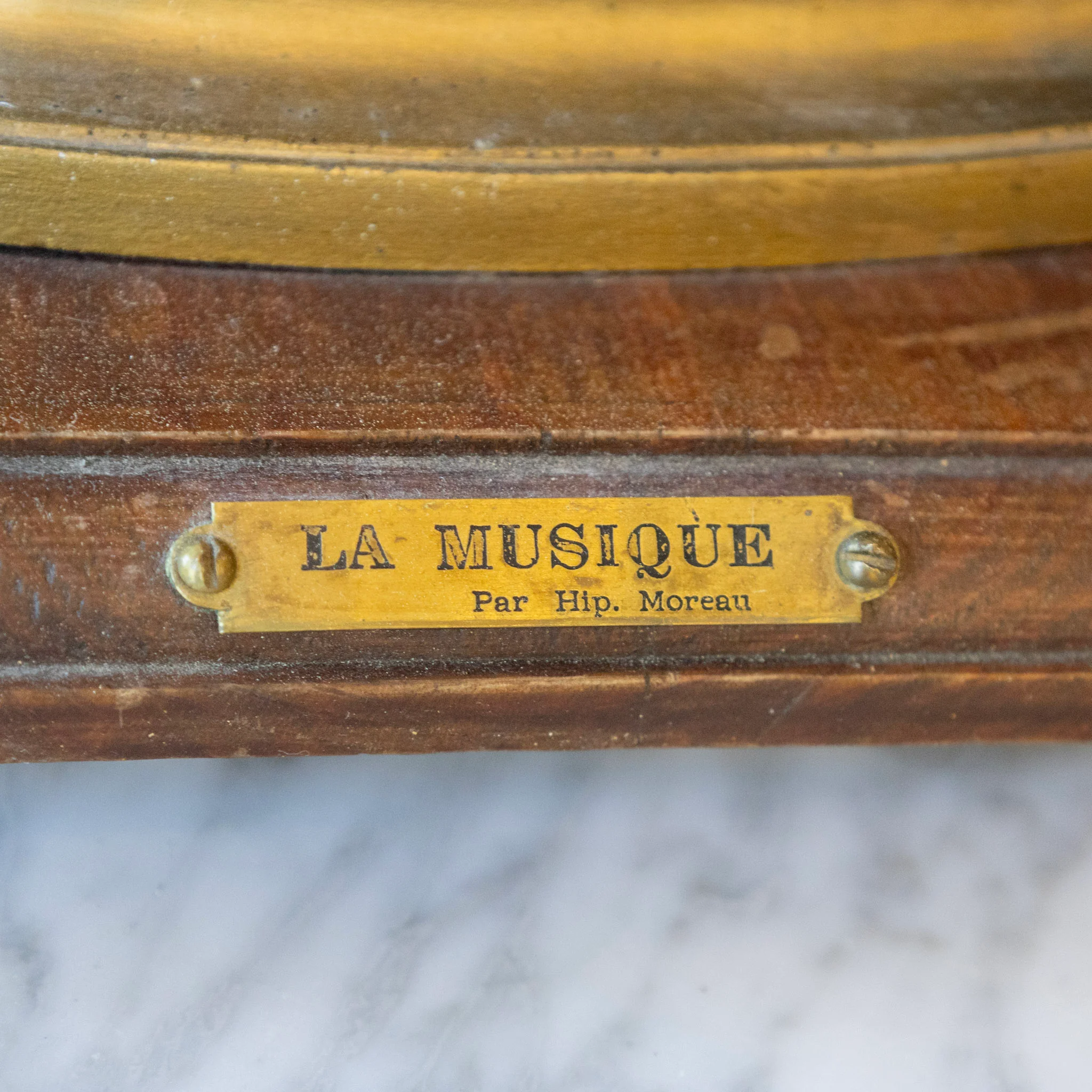 French Bronze Female Musicians Sculpture – “La Musique” Par Hip. Moreau - Image 7