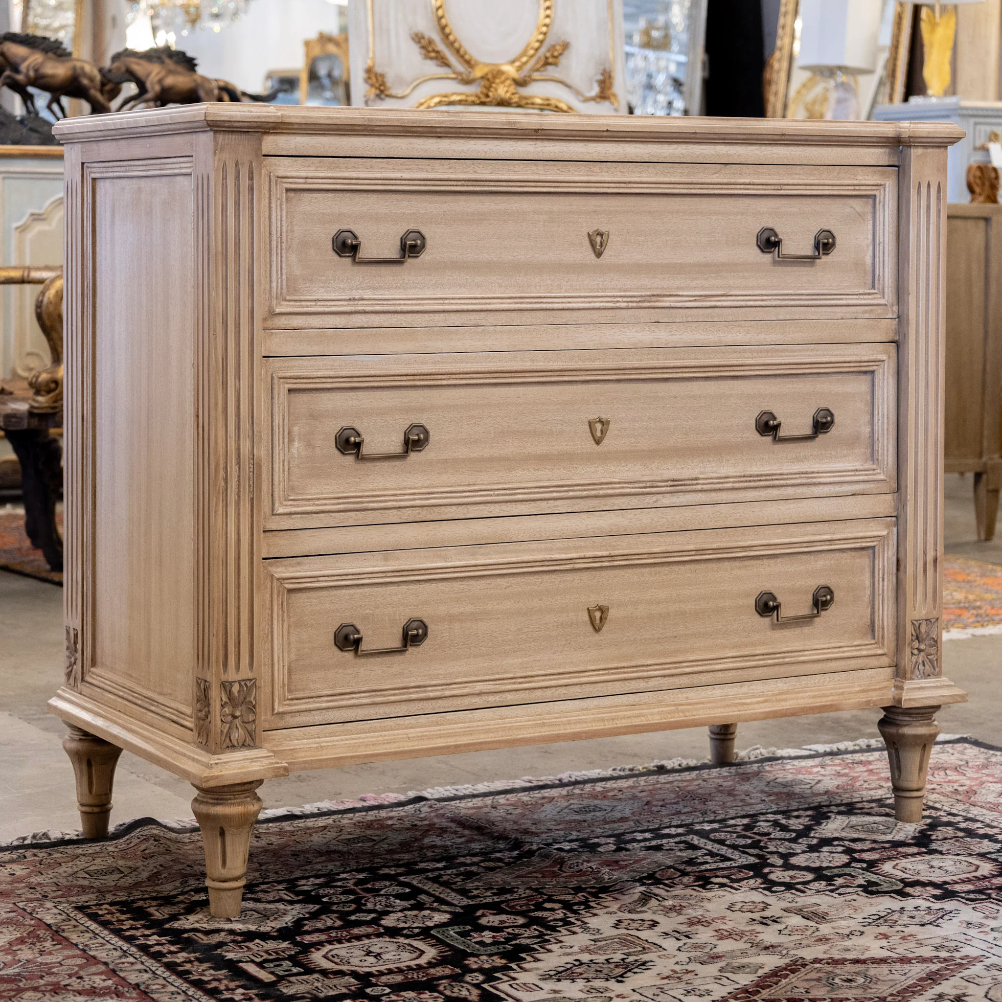 French Oak Stripped 3-Drawer Chest – Fluted Columns & Square Pulls - Image 2