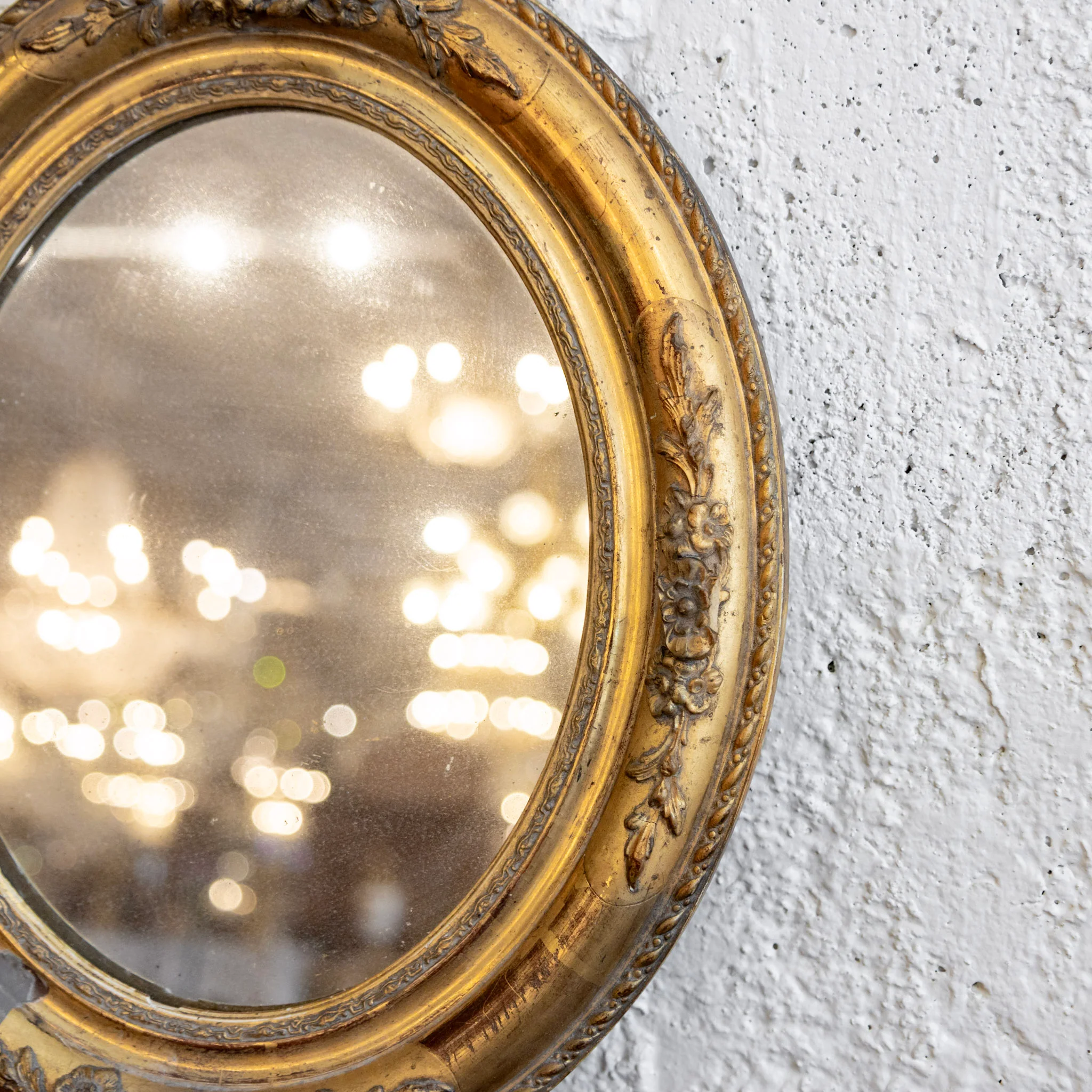 French Petite Oval Wall Mirror – Gilded Frame with Floral Carvings - Image 3
