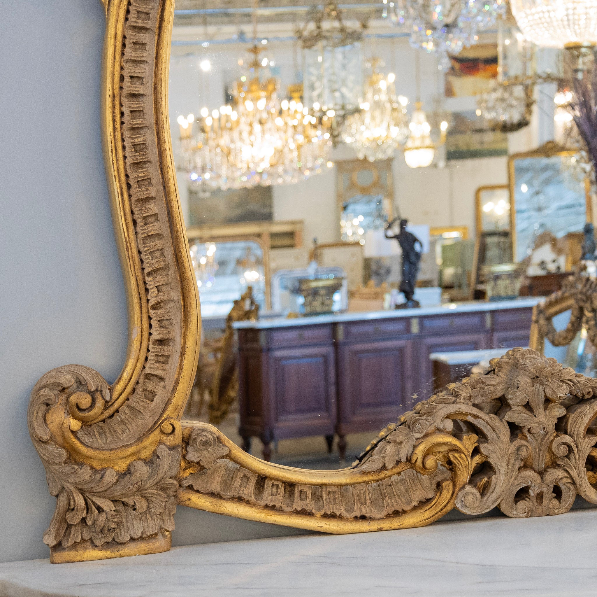 Gilded Rococo Mirror & Console – Ornate Hand-Carved Scrollwork & White Marble Top - Image 11
