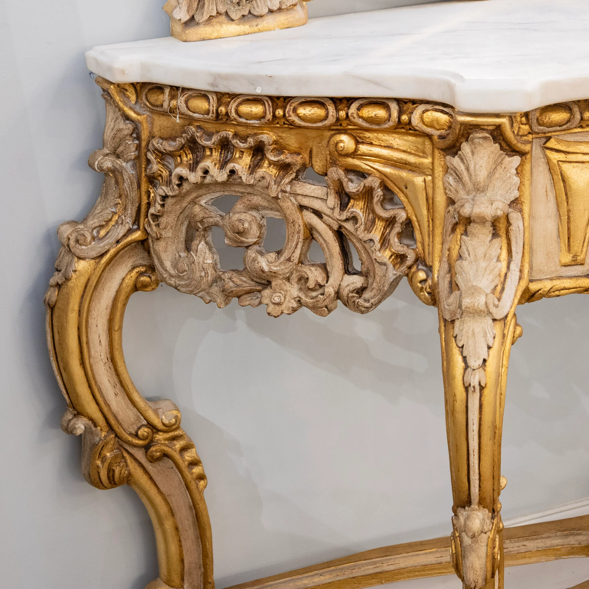 Gilded Rococo Mirror & Console – Ornate Hand-Carved Scrollwork & White Marble Top - Image 6