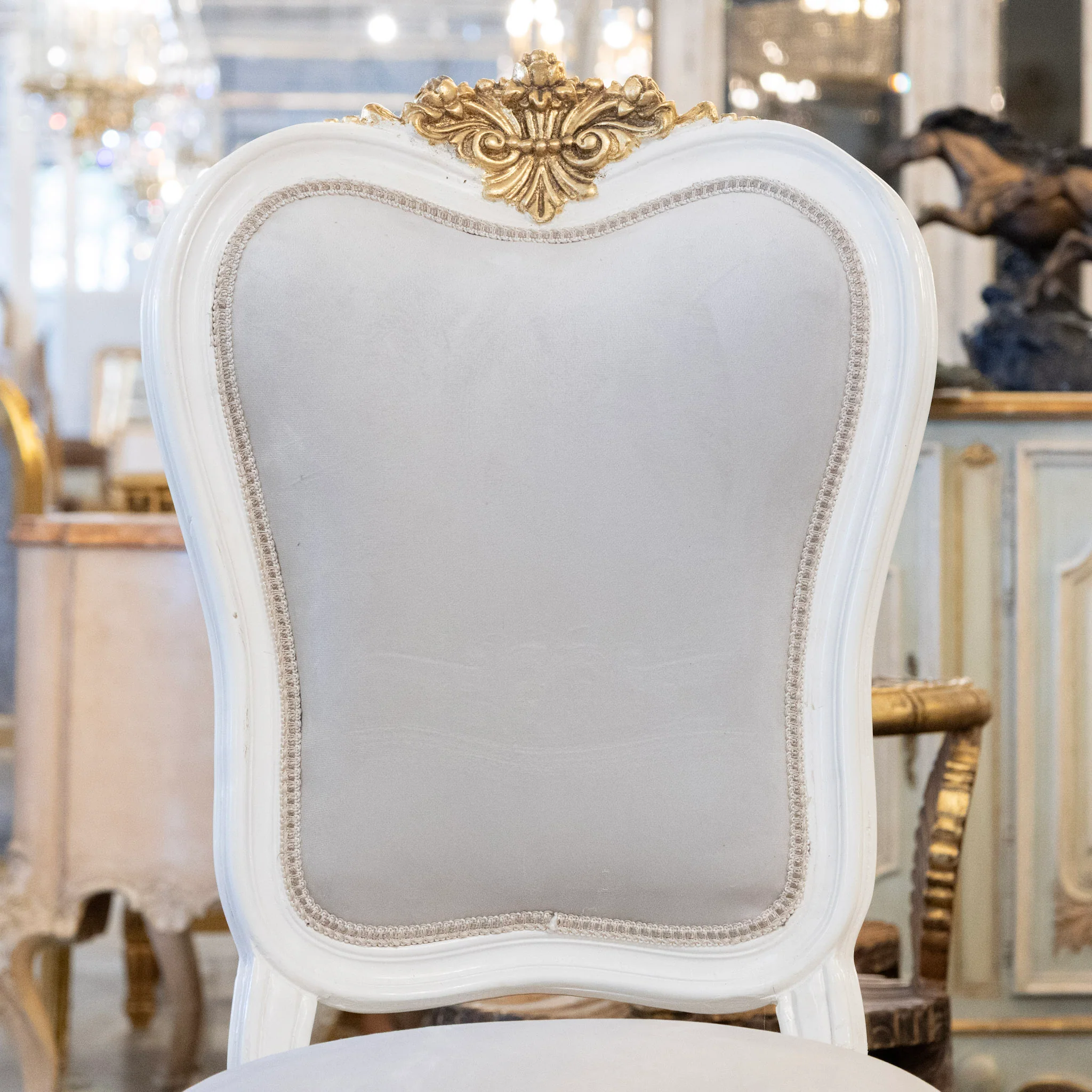 Grand Louis XV Style White & Gold Round Dining Chair – Grey Velvet Upholstery - Image 4