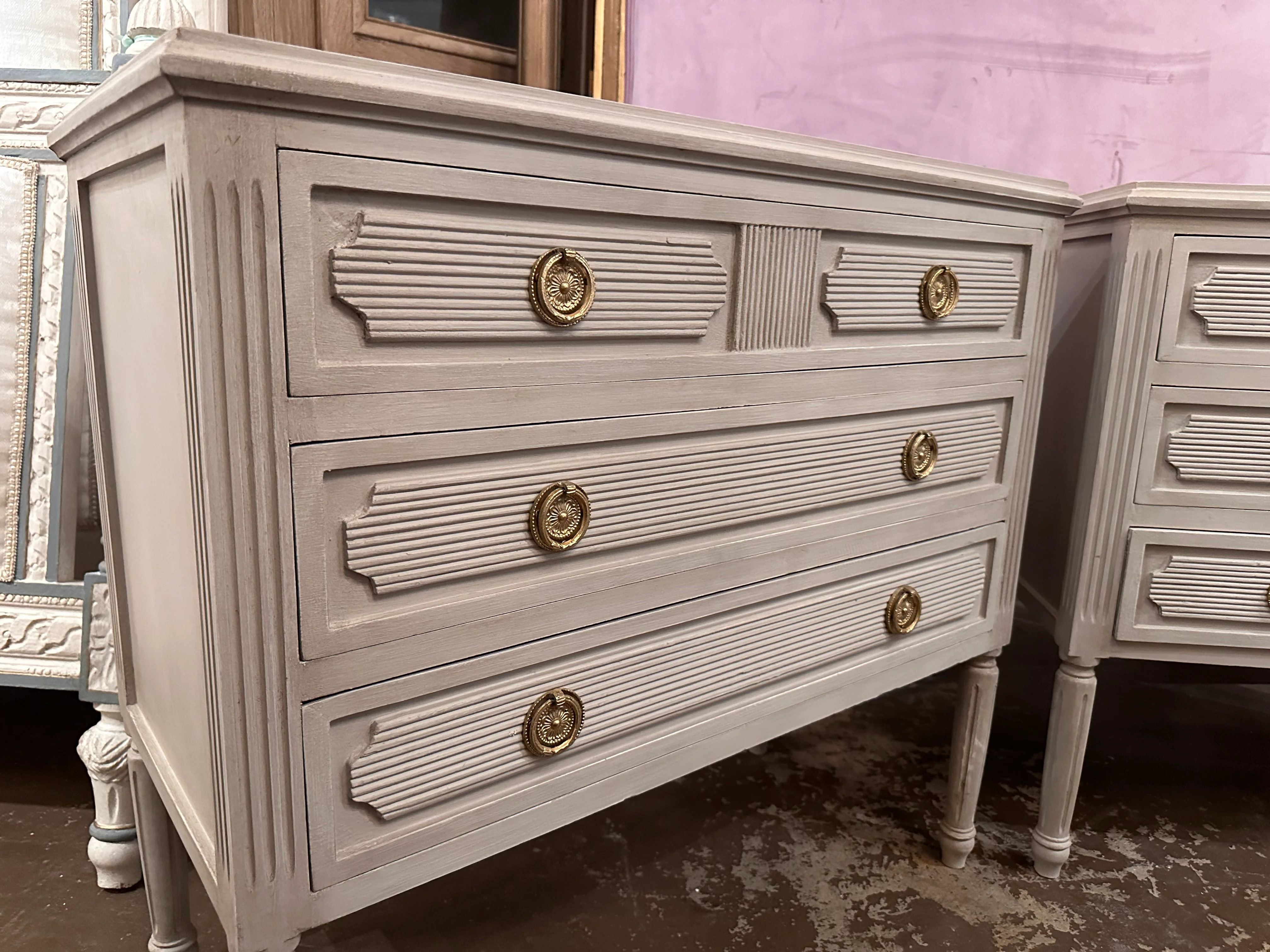 Gray Swedish Chest with Reeded Details - Image 4