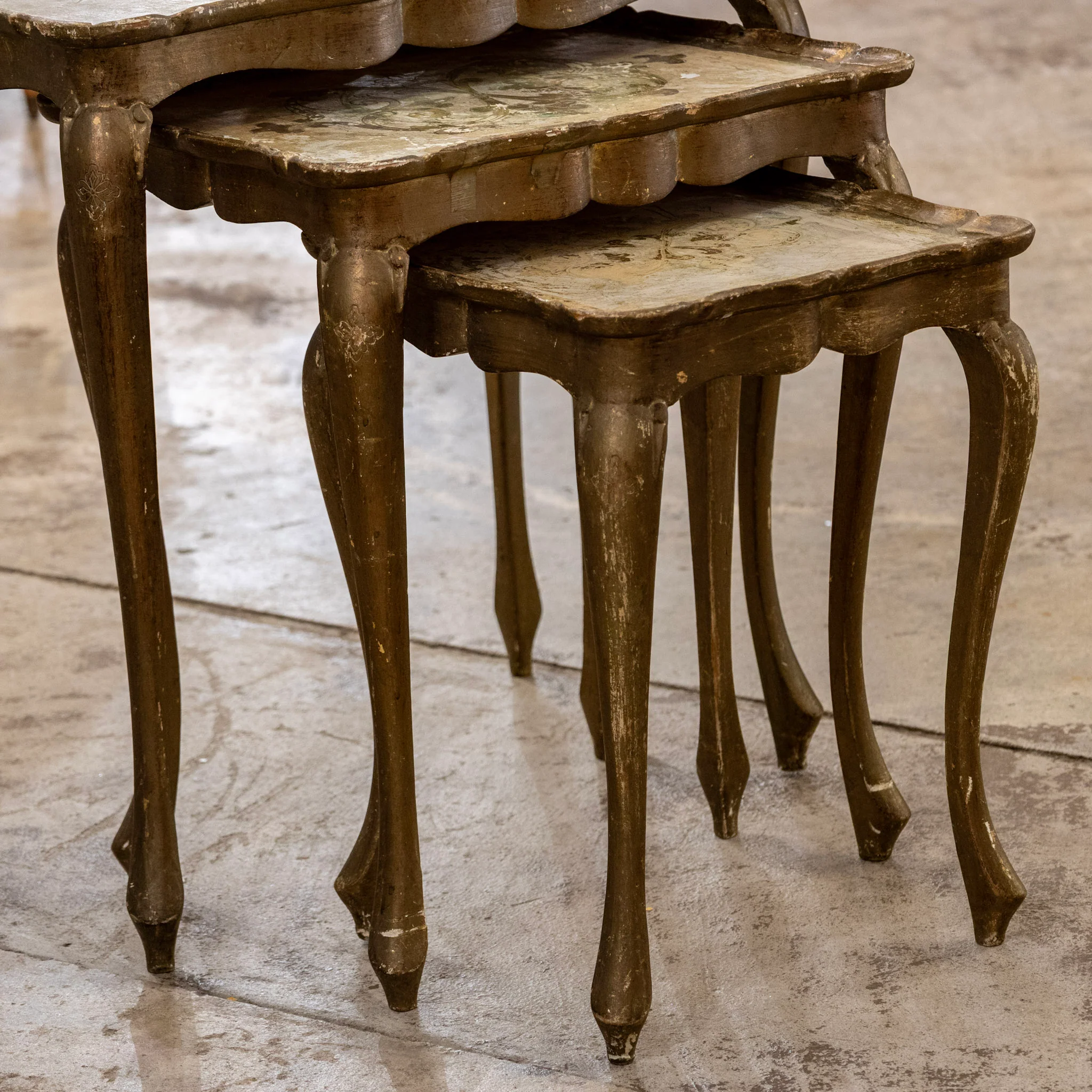 Hand-Painted Italian Nesting Tables – Scalloped Edges & Floral Detailing - Image 5