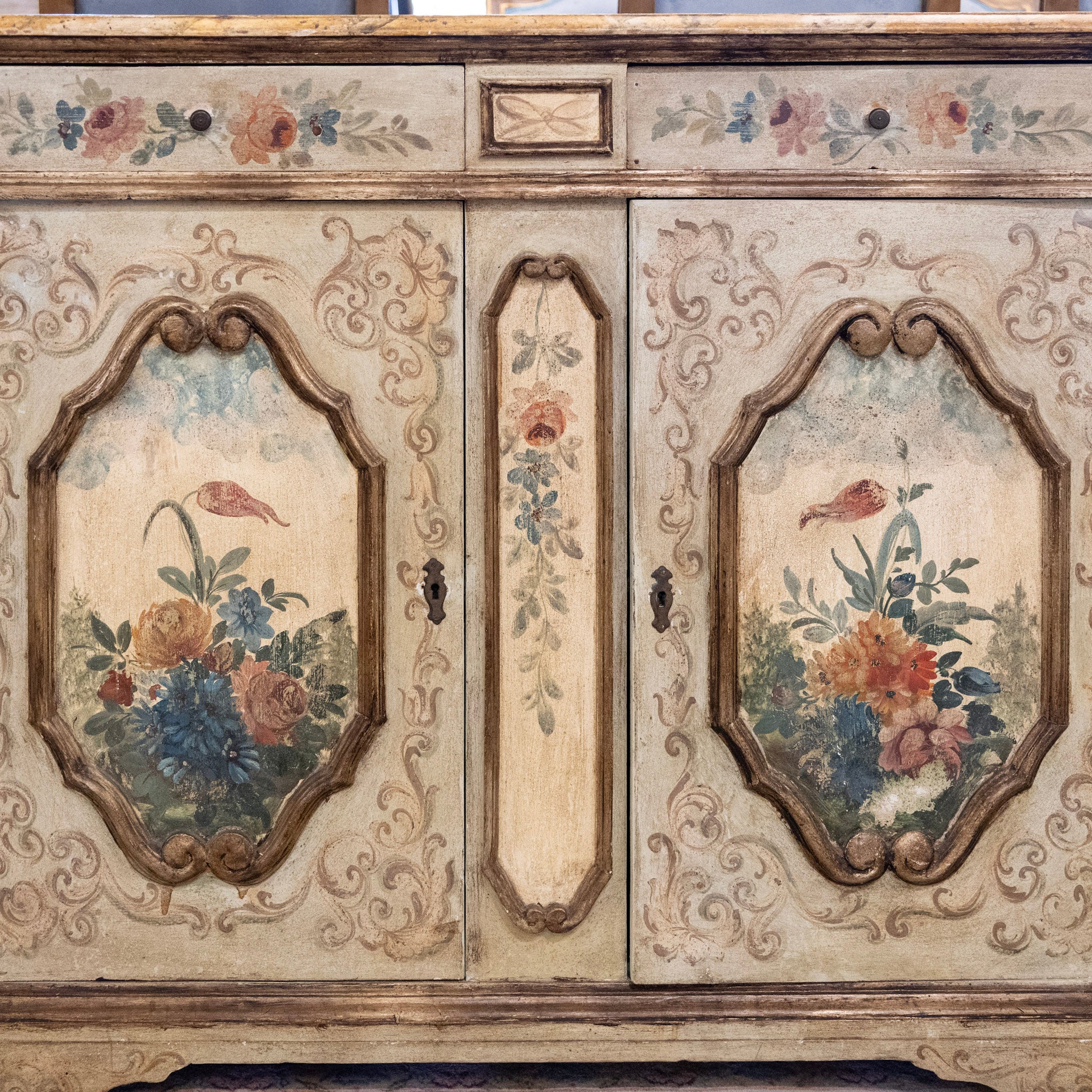 Italian Hand-Painted Soft Green Floral Sideboard - Image 3