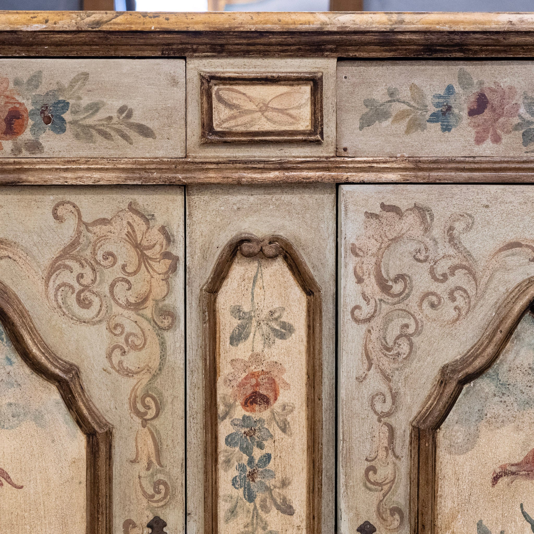 Italian Hand-Painted Soft Green Floral Sideboard - Image 9