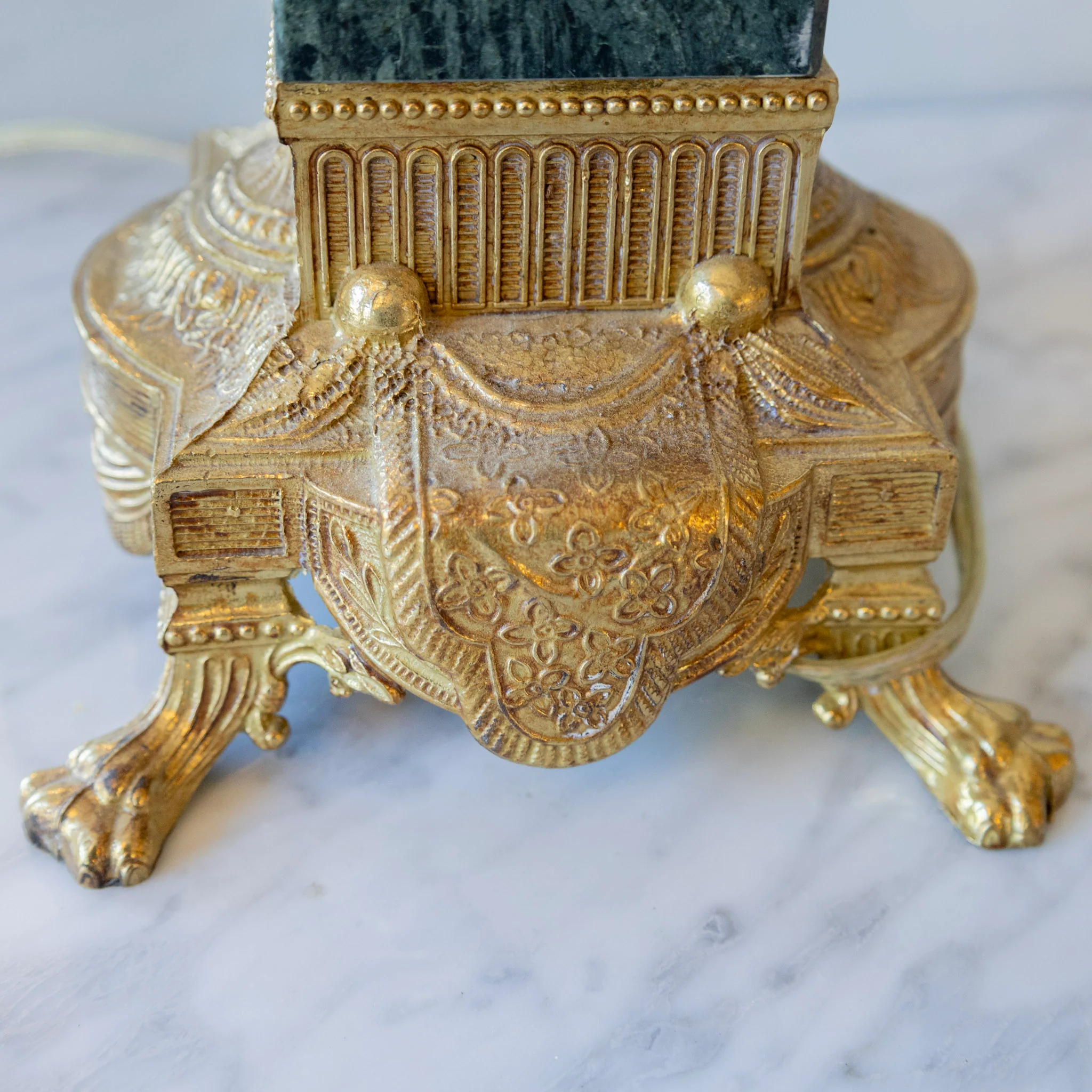 Italian 'Imperial' Clock and Lamp Set - Green Marble & Brass Cherubs - Image 11