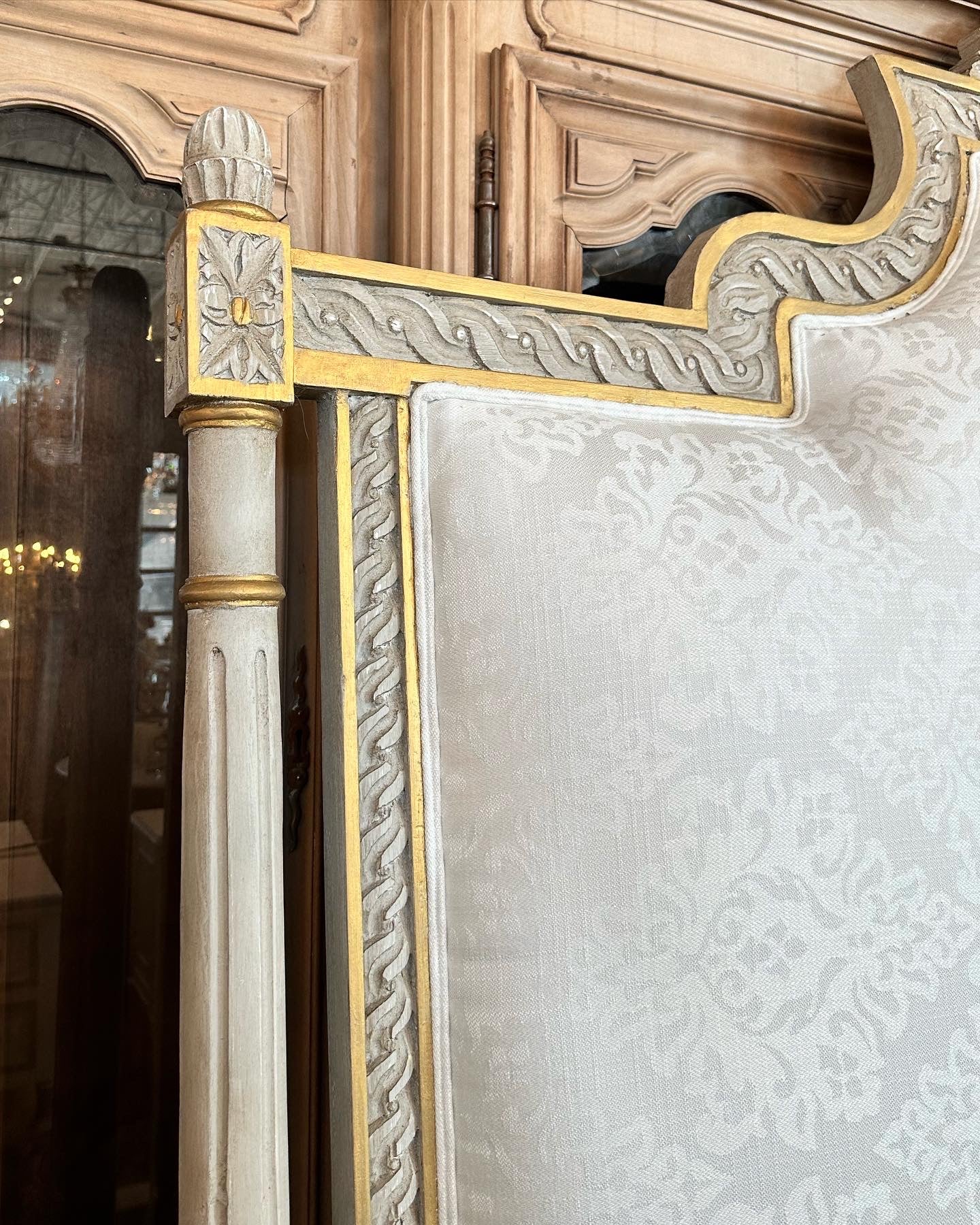 Louis XVI King Size Bed with White Damask Upholstery - Image 6