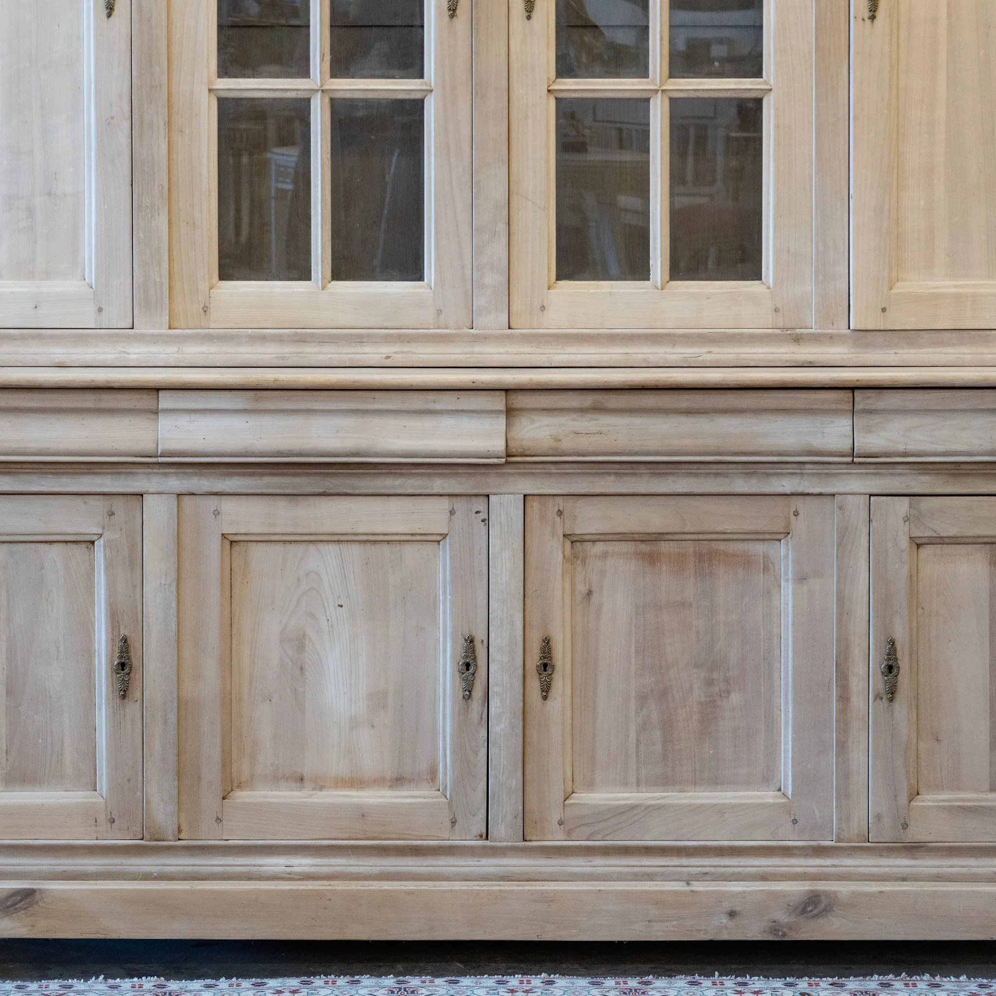 Louis Philippe Breakfront Cupboard – Light Wood Finish with Glass Panel Doors - Image 5