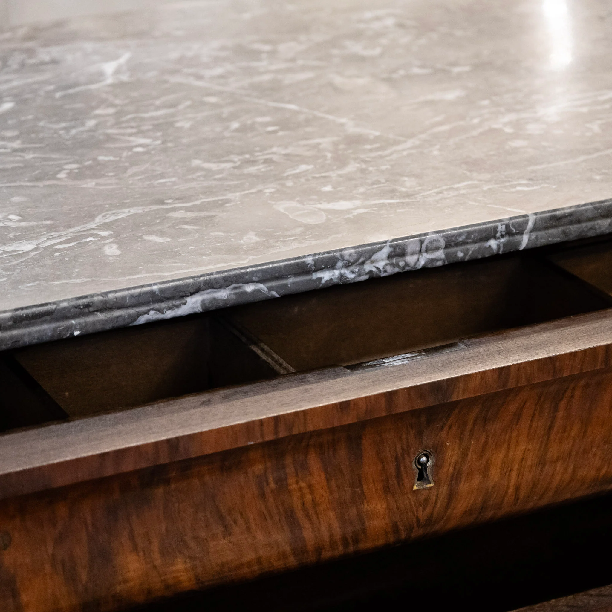 Louis Philippe Burl Wood Chest – Black Marble Top & Keyhole Drawers - Image 6