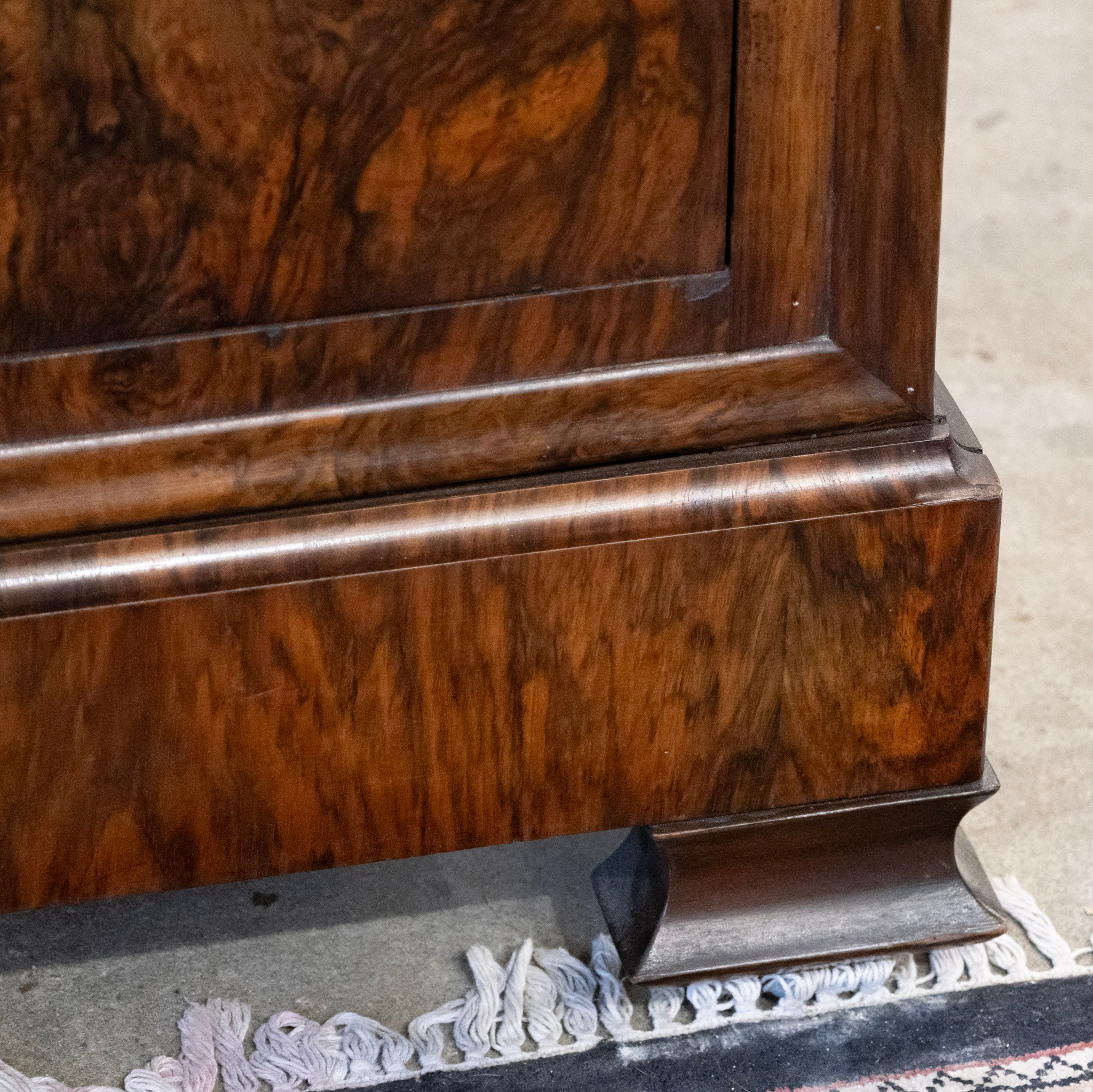 Louis Philippe Burl Wood Chest – Black Marble Top & Keyhole Drawers - Image 9