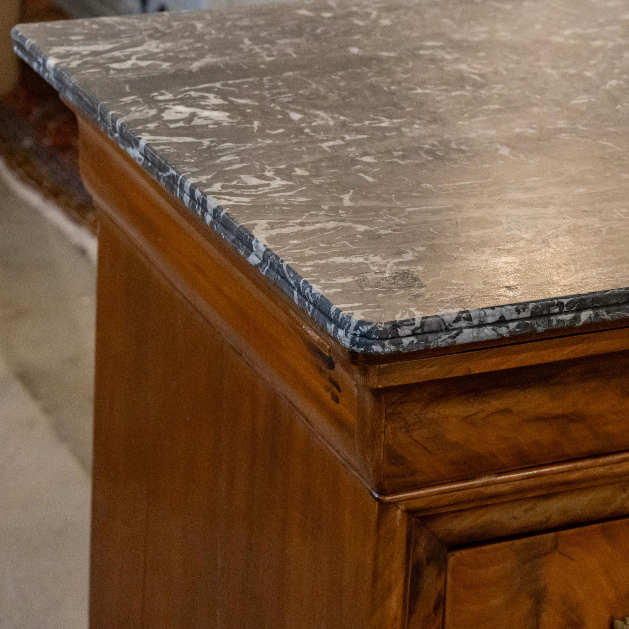 Louis Philippe Burl Wood Chest – Ornate Pulls & Black Marble Top - Image 6