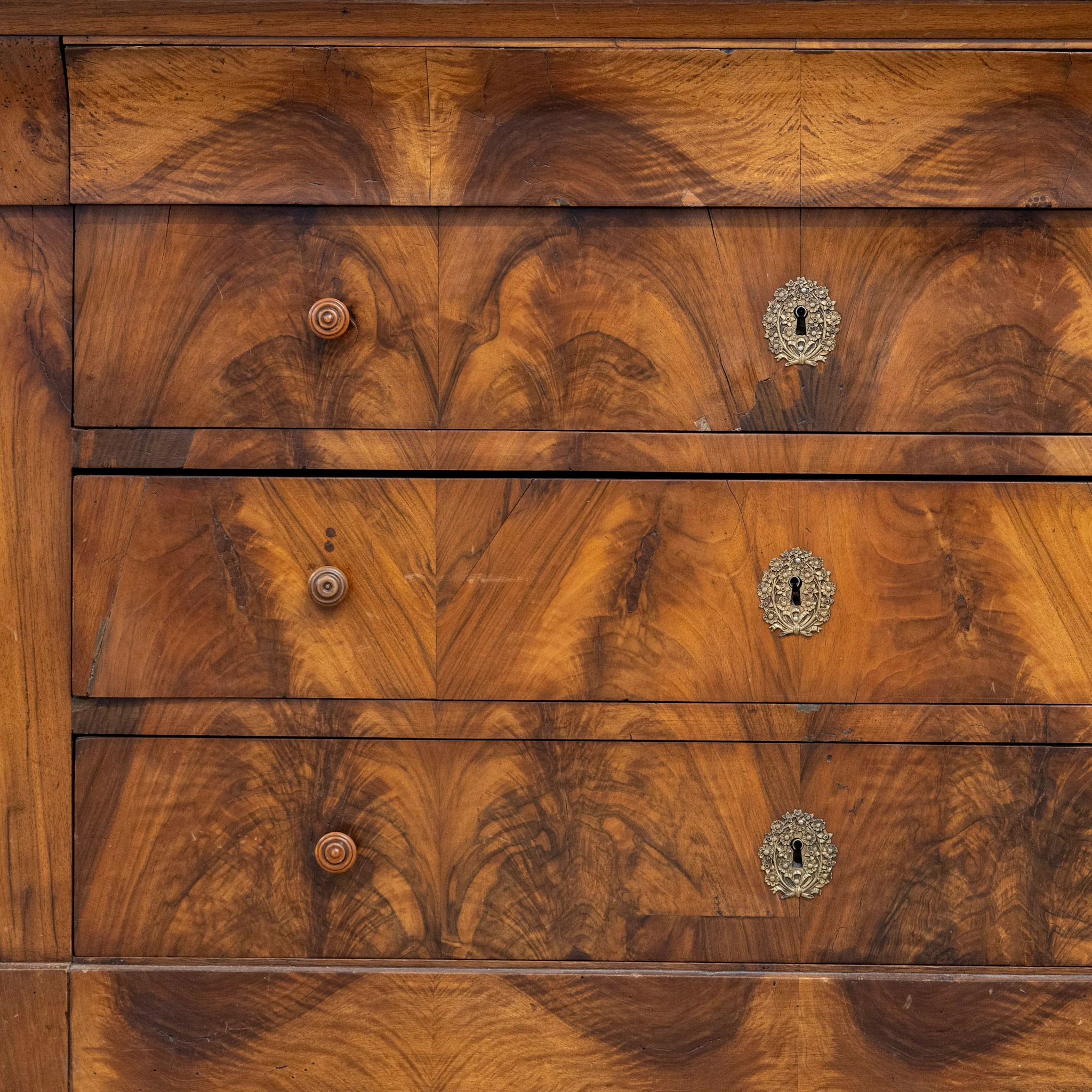 Louis Philippe Burl Wood Chest – Rounded Feet & Breccia Marble Top - Image 6
