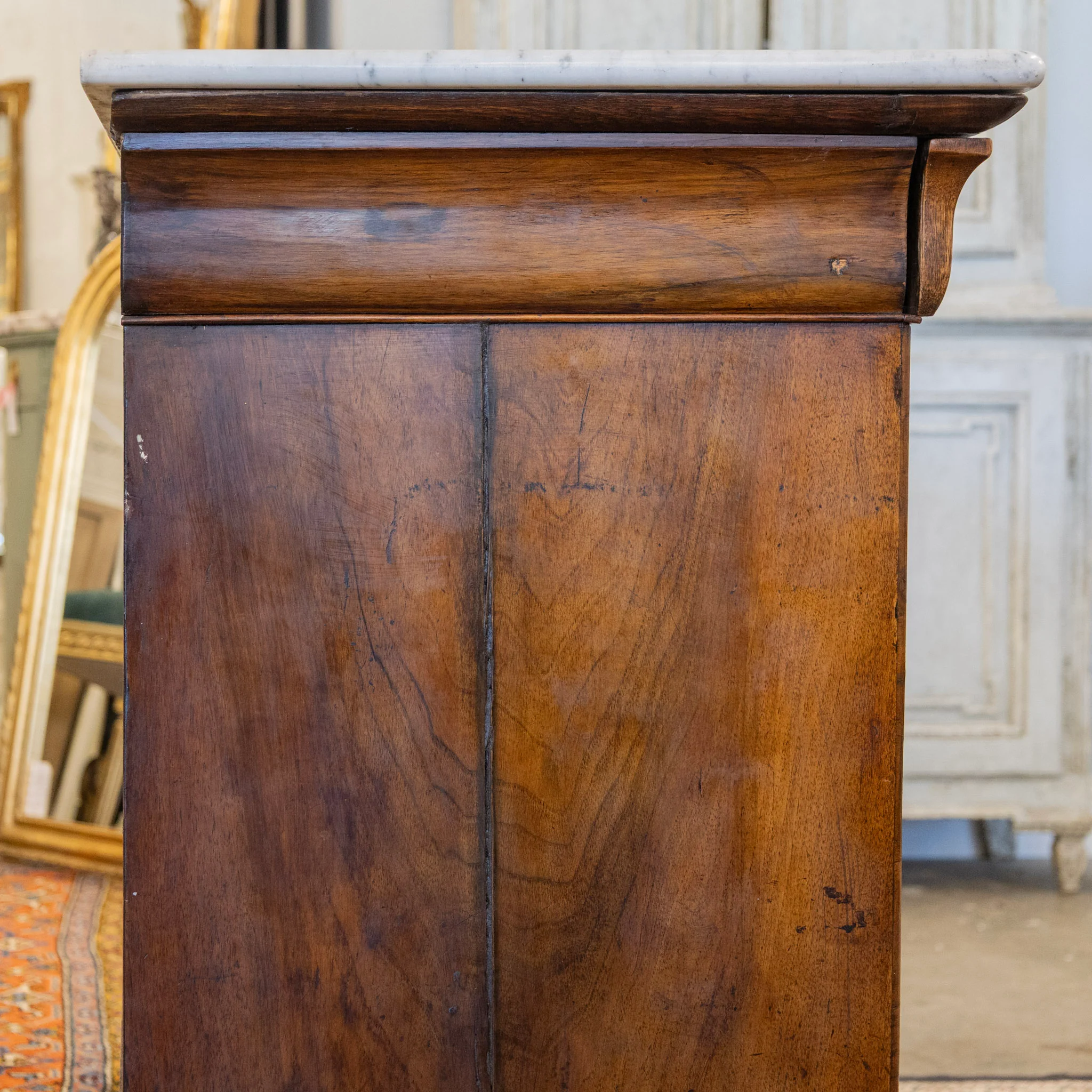 Louis Philippe Burl Wood Chest – White Marble Top & Floral-Lined Drawers - Image 9