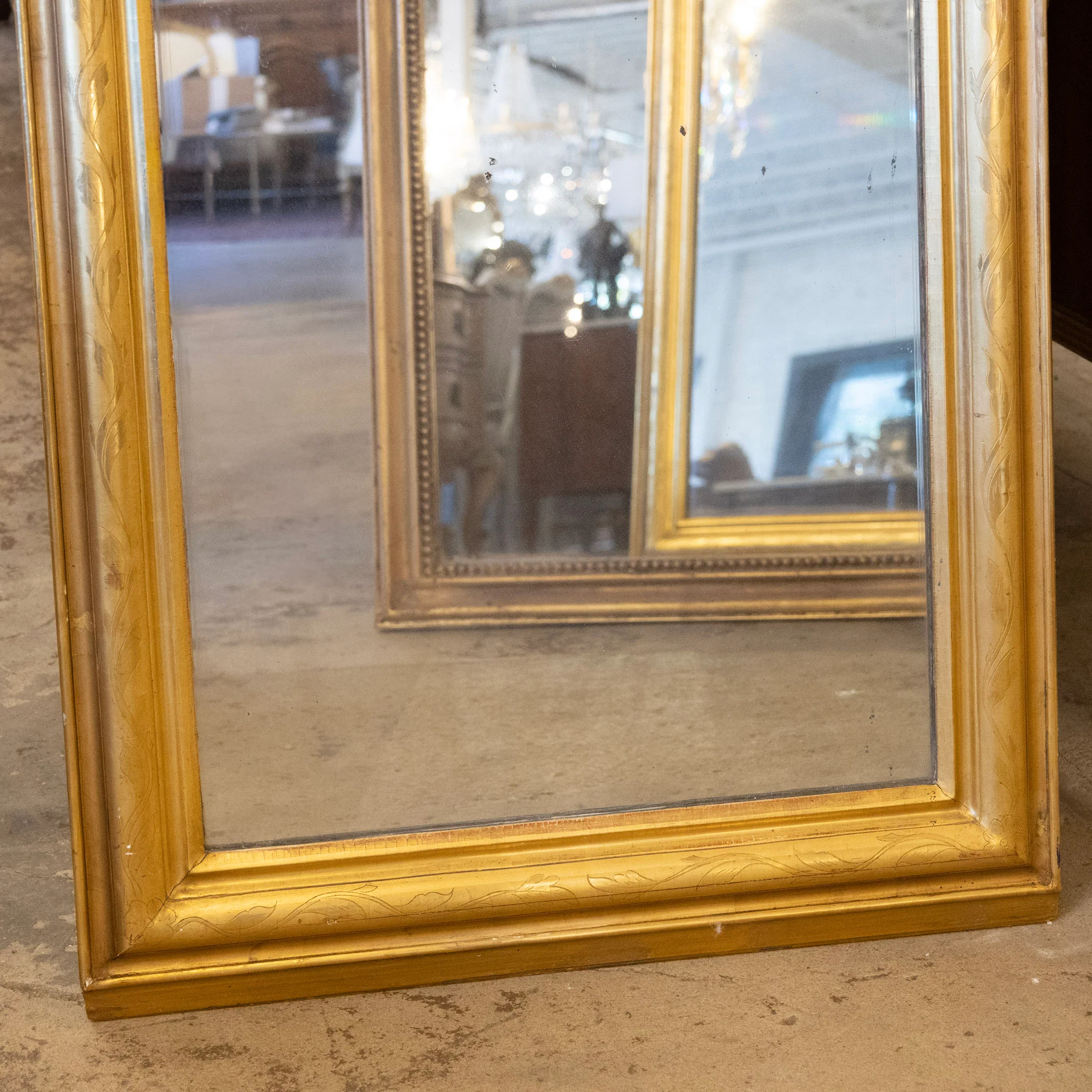 Louis Philippe Gilded Mirror with Floral Trim & Carved Crest - Image 6