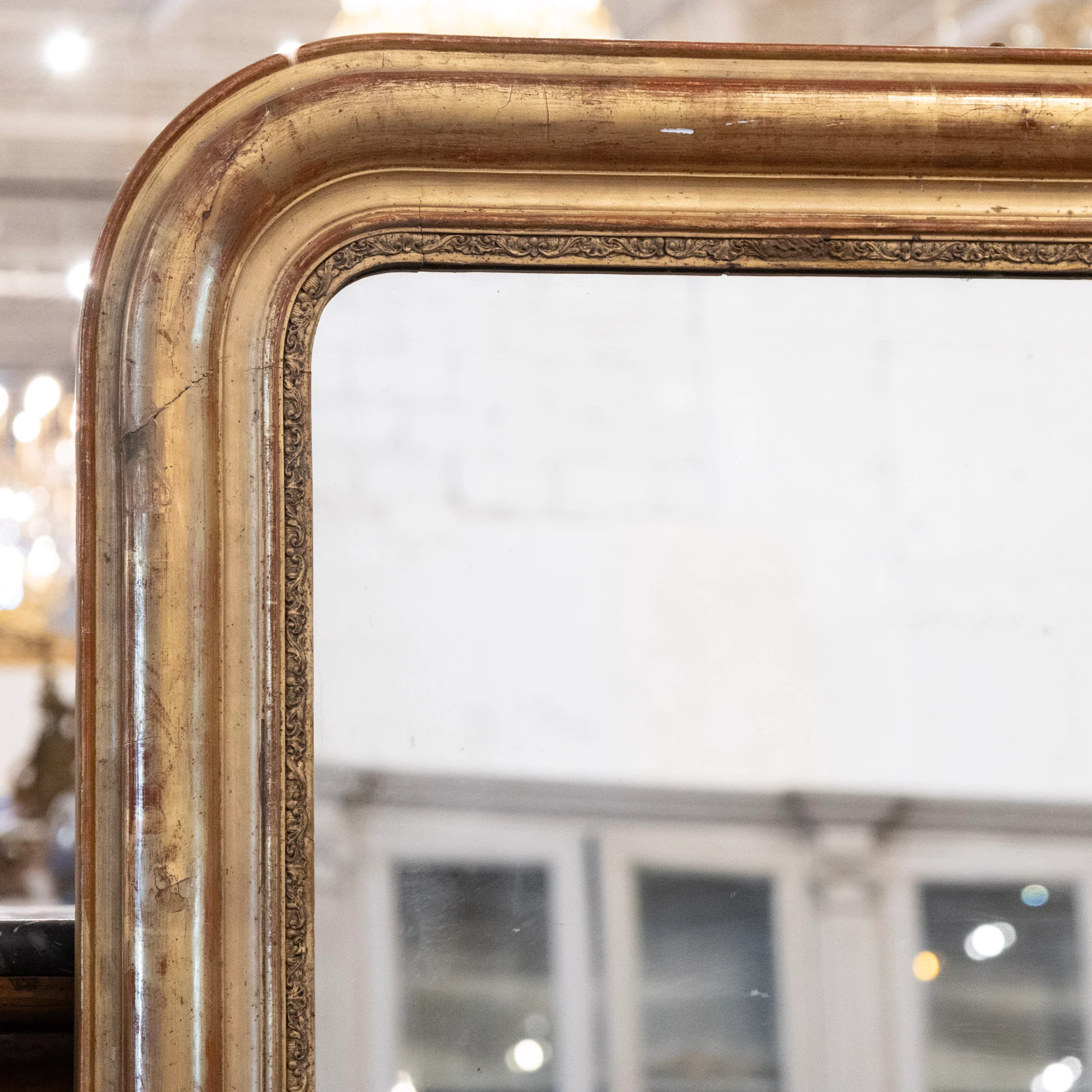 Louis Philippe Rounded Gilded Mirror with Aged Patina - Image 4