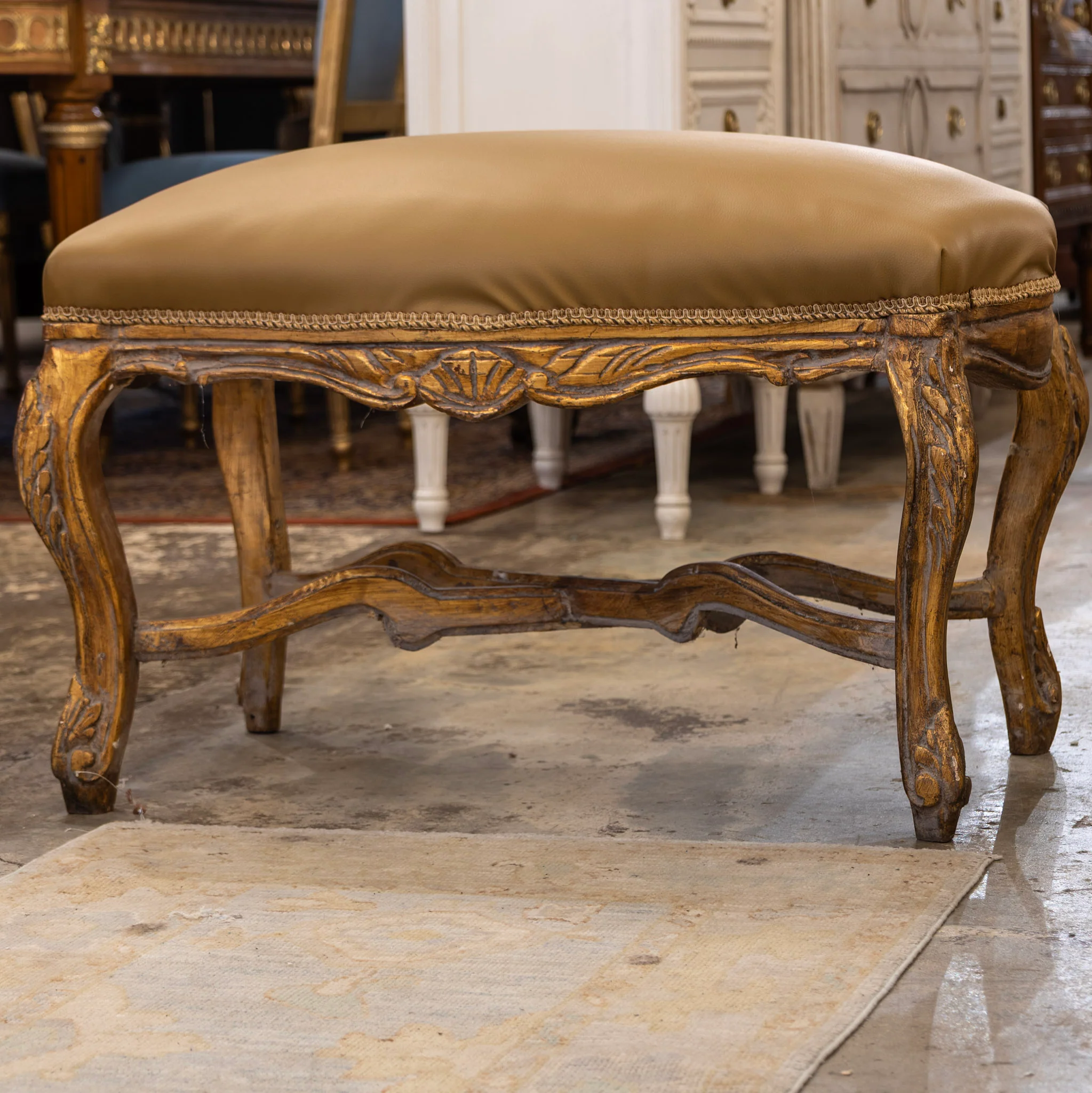 Louis XV Bench – Cabriole Legs & Leather Olive Upholstery - Image 3