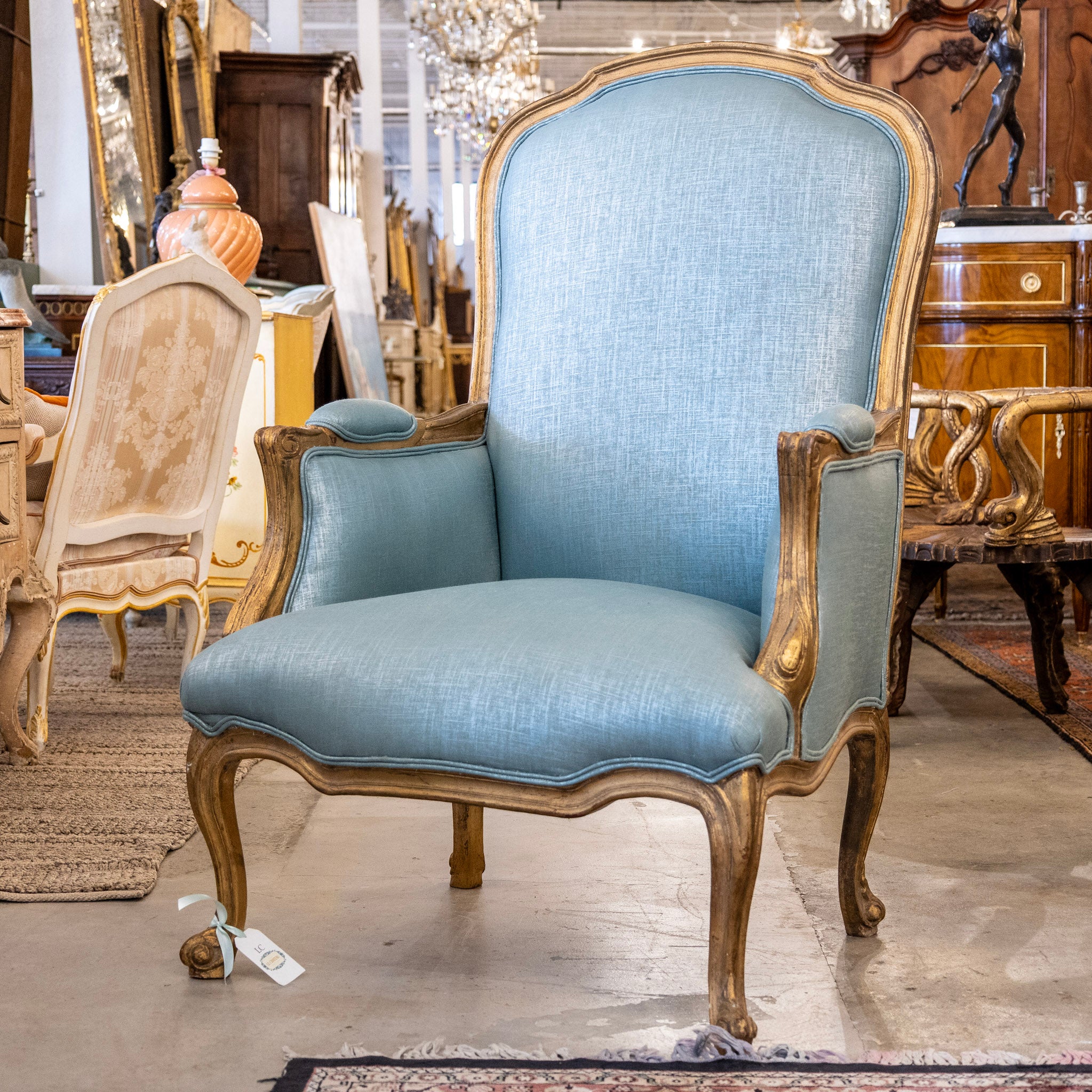 Louis XV Bergère Chair in Blue – Gilded Frame & Silk-Weave Upholstery - Image 3