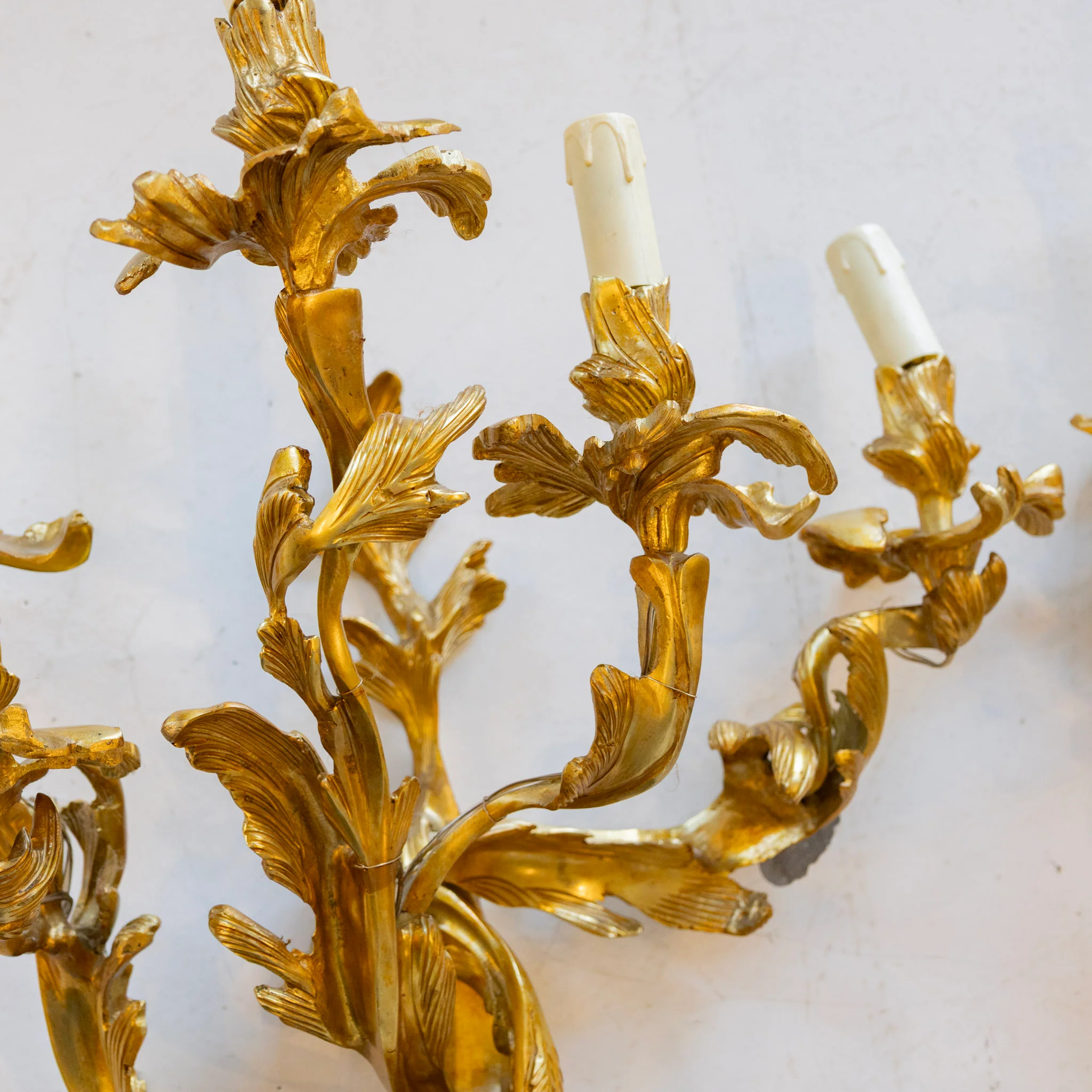 Louis XV Brass Wall Sconces – Five Light Leaf Carved Frame - Image 6