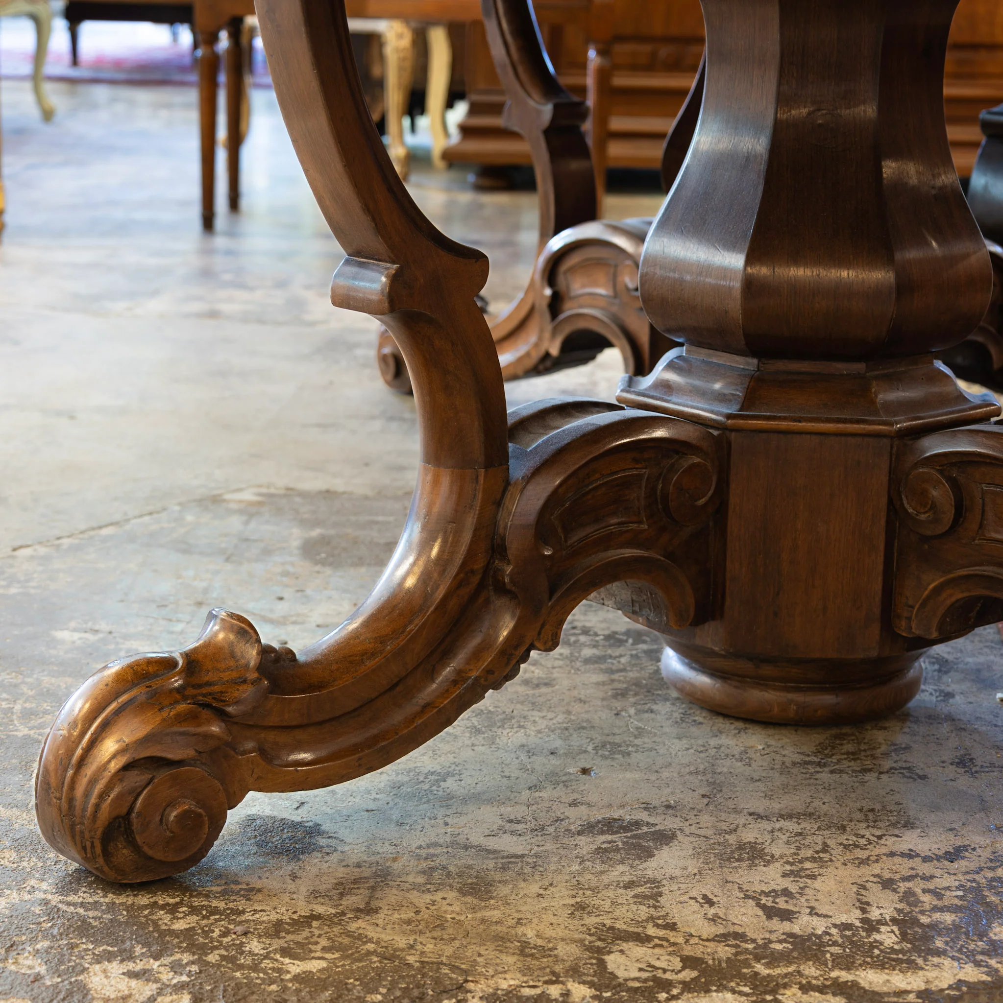 Louis XV Expandable Dining Table –  Brown with Carved Detailing - Image 4