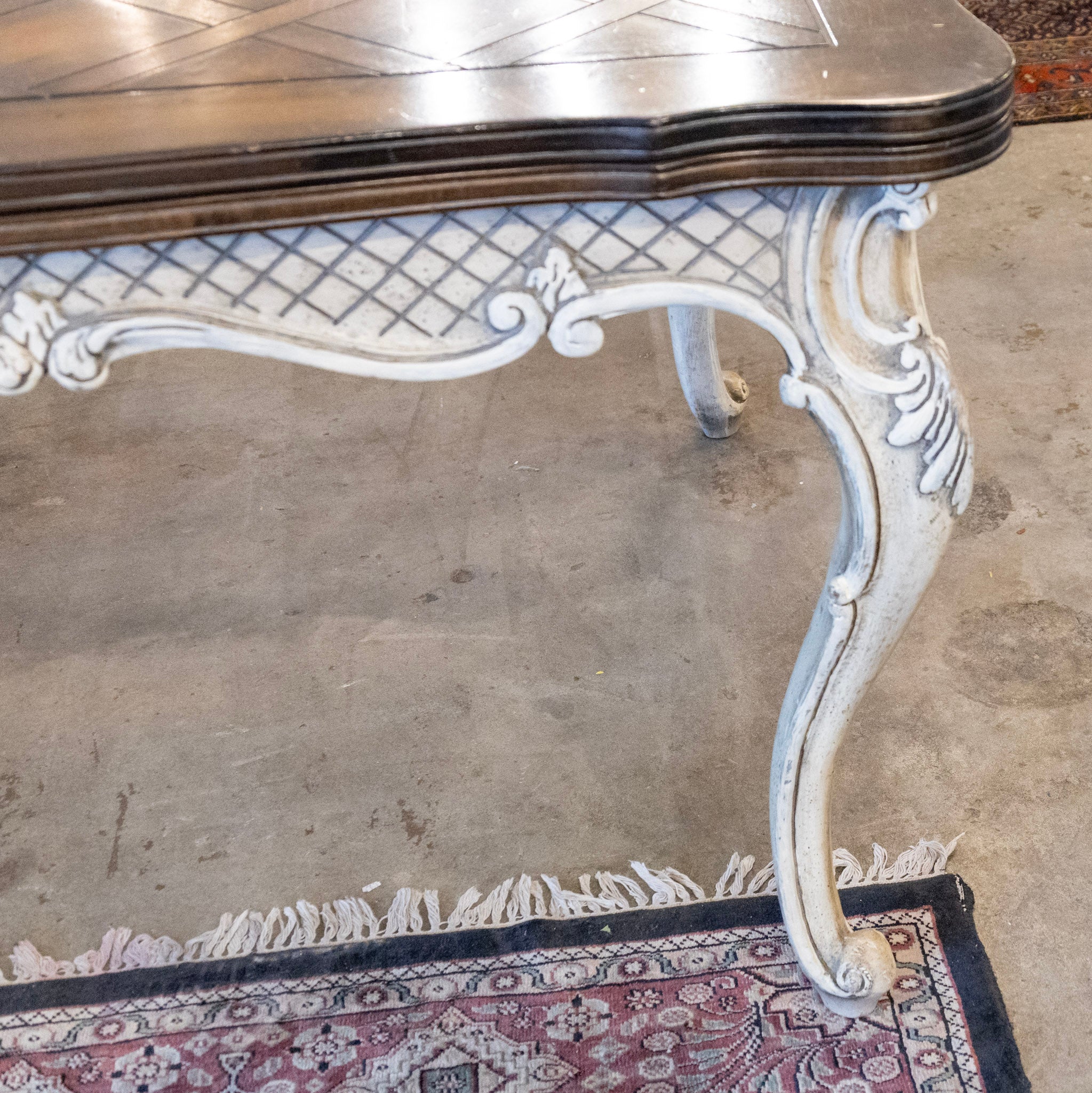 Louis XV Extendable Dining Table – Carved White Base & Dark Wood Top - Image 10