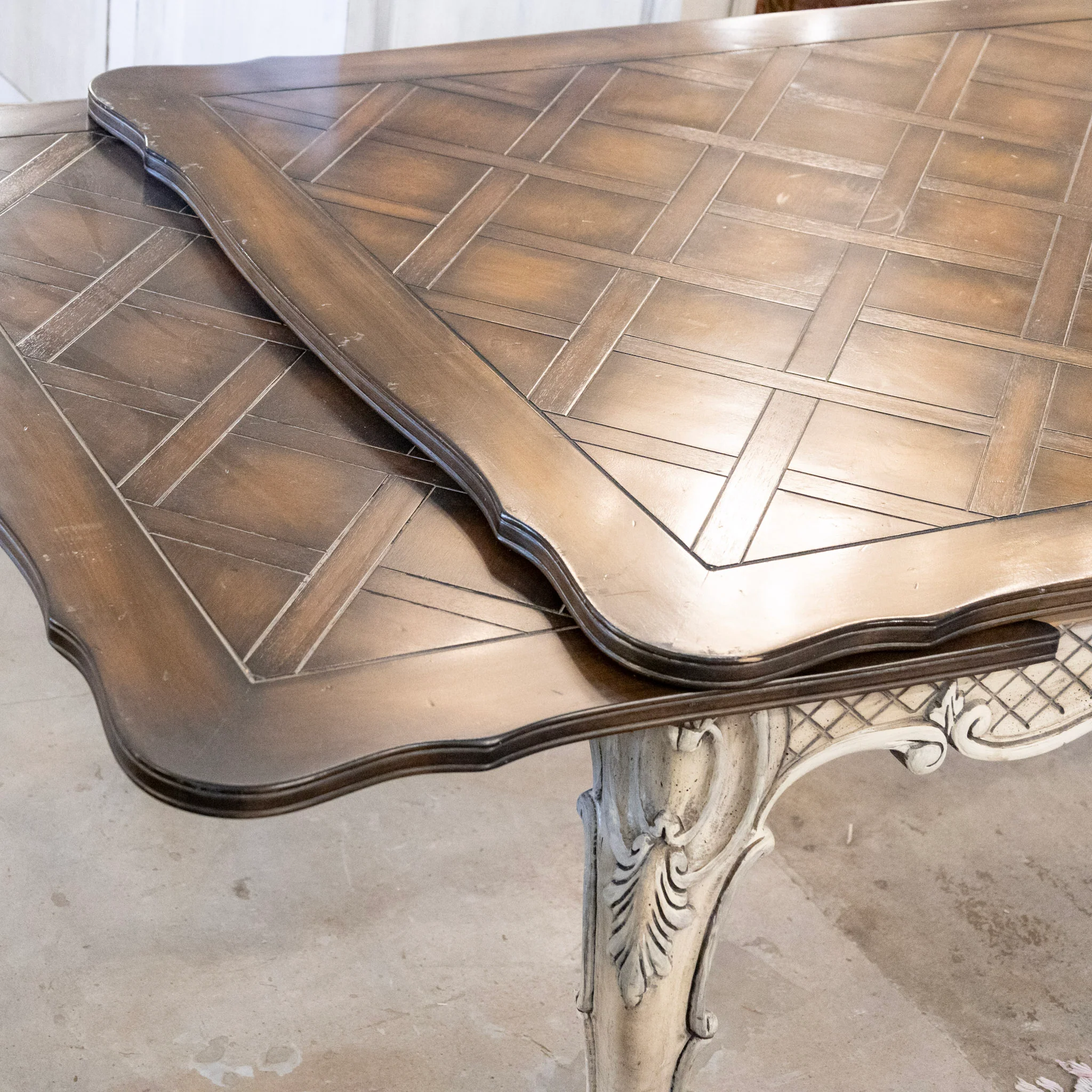 Louis XV Extendable Dining Table – Carved White Base & Dark Wood Top - Image 6