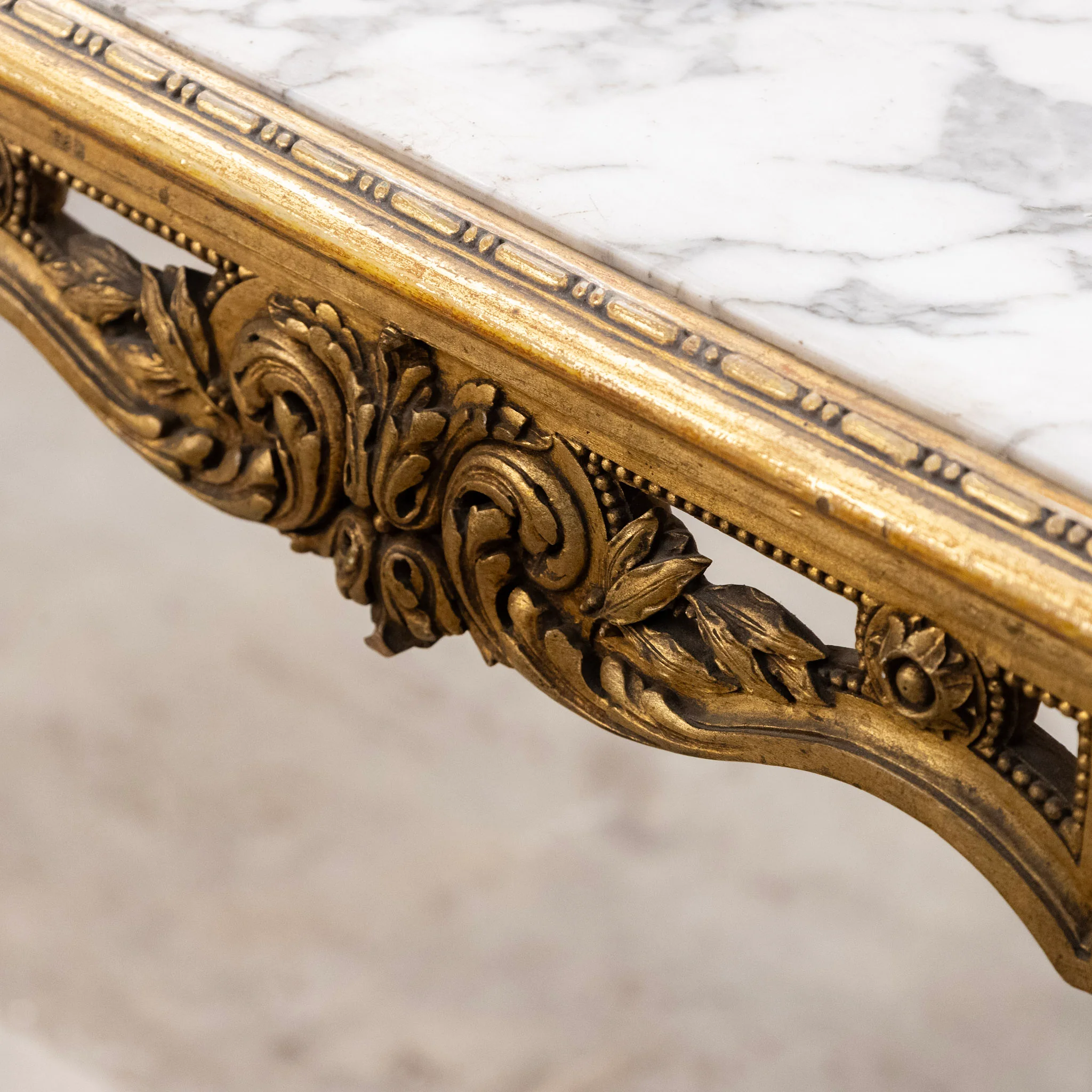 Louis XV Gilded Accent Table – Ornate Carvings & White Marble Top - Image 4