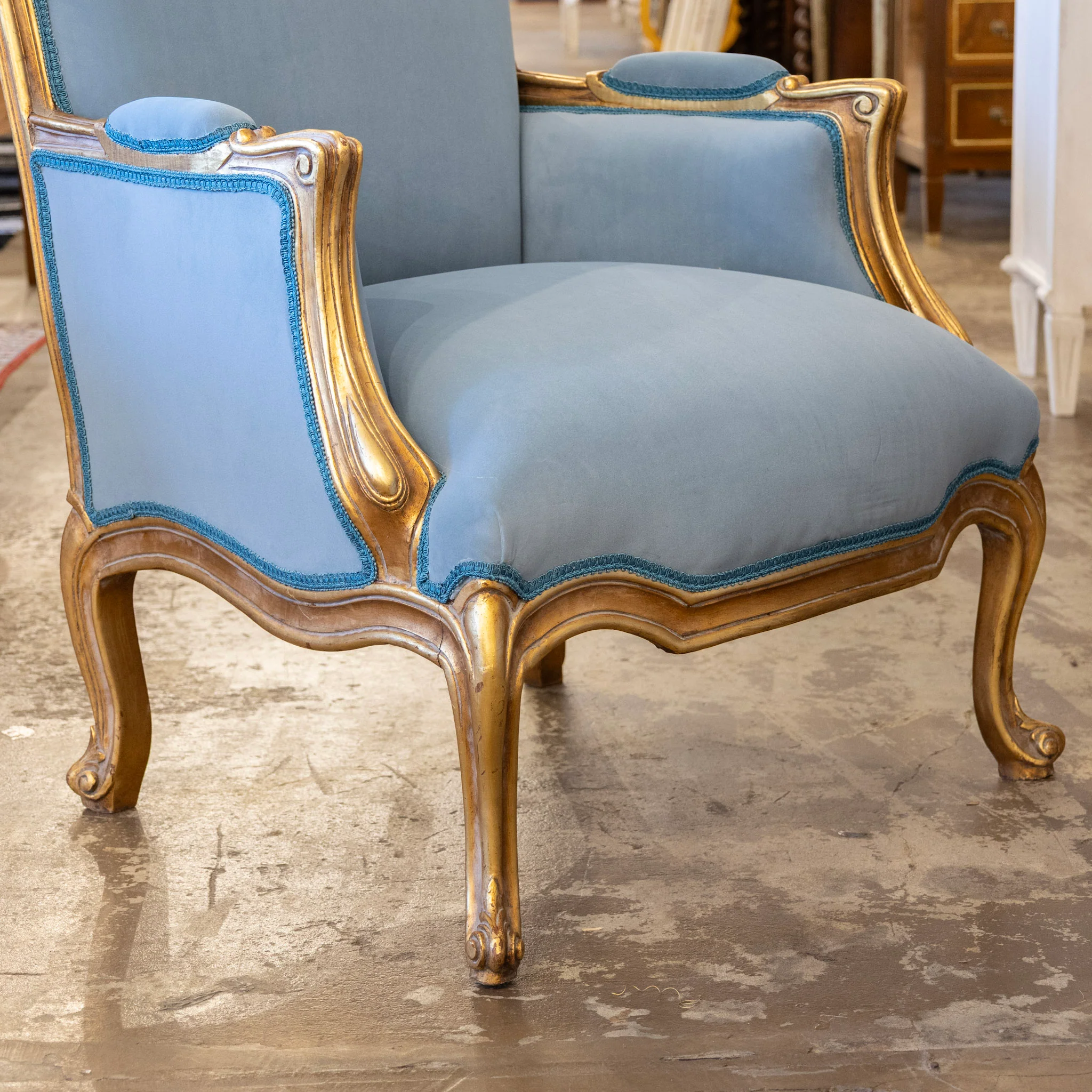 Louis XV Gilded Bergère Chair – Blue Velvet Upholstery - Image 7