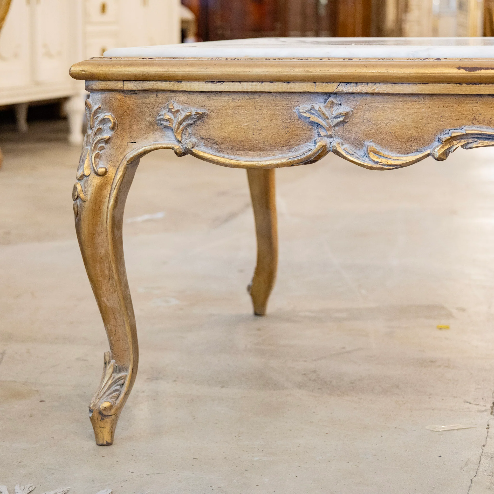 Louis XV Gilded Coffee Table – Carved Trim & White Marble Top - Image 3