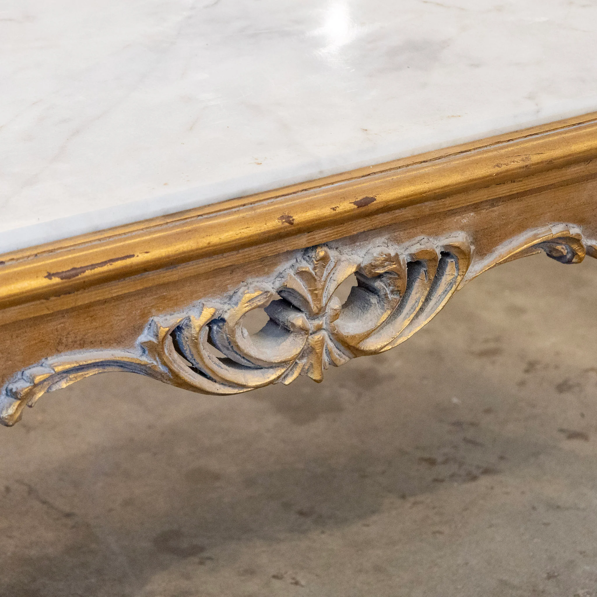 Louis XV Gilded Coffee Table – Carved Trim & White Marble Top - Image 8