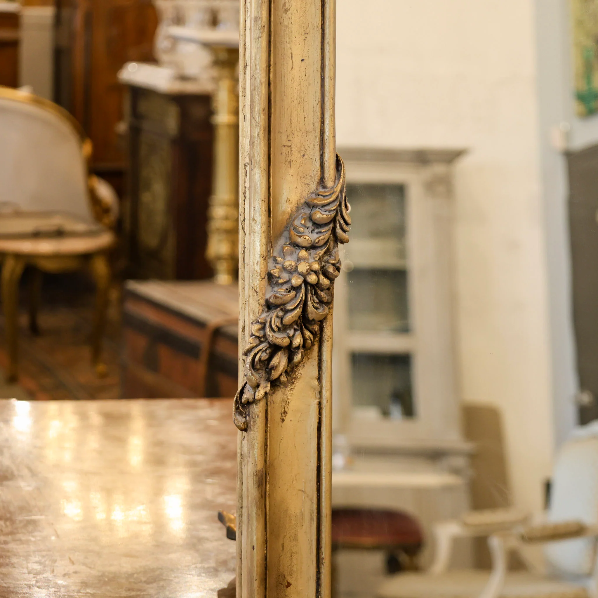 Louis XV Gilded Floor Mirror – Carved Ornate Frame with Floral Garlands - Image 8